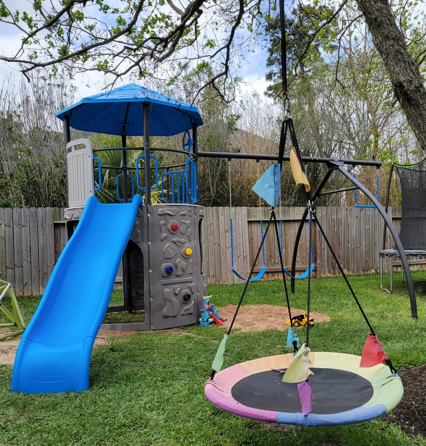 Lifetime 90918 Adventure Tower Playset Swing Set, Blue customer photo 2