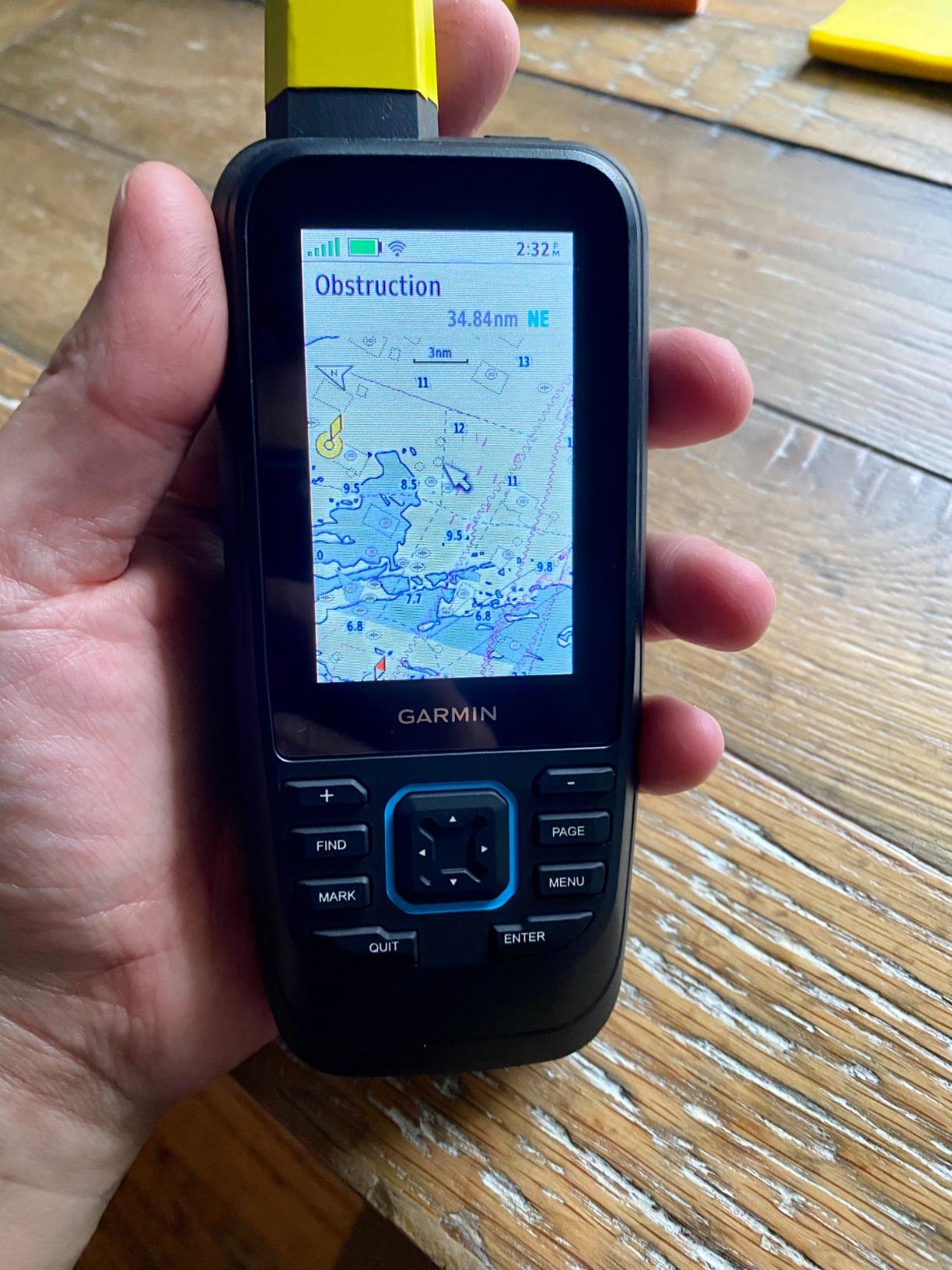 GPSMAP 86i, Floating Handheld GPS with Button Operation, Inreach Satellite Communication Capabilities, Stream Boat Data from Compatible Chartplotters customer photo 2