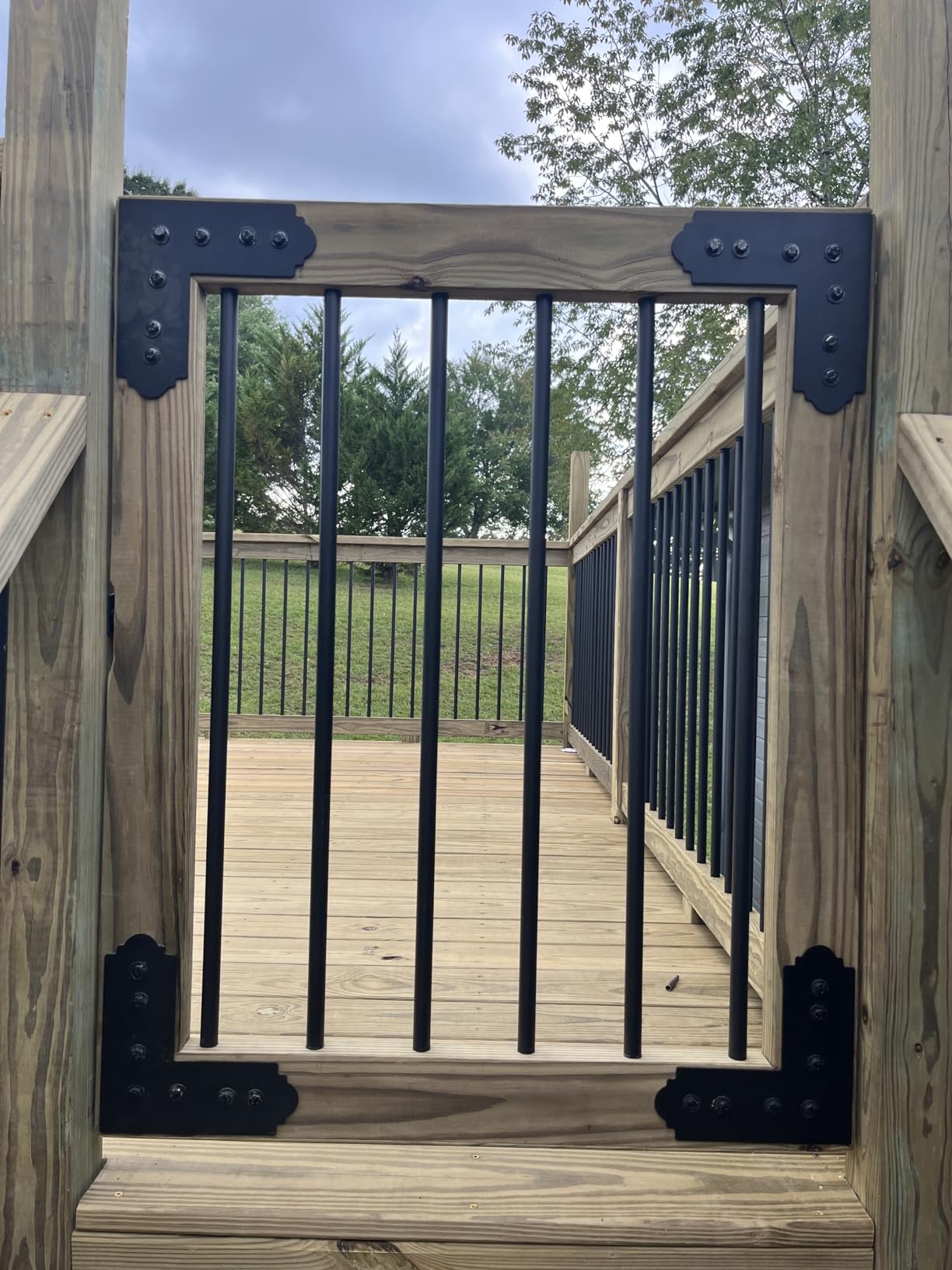 D&D Technologies MLTPTCA1CAPSPKA Pool Safety Gate Hardware Kit with MagnaLatch Top Pull 20-inch Gate Latch, Self-Closing TruClose Hinges and Safety Cap for Child Protection & Spacer for 2