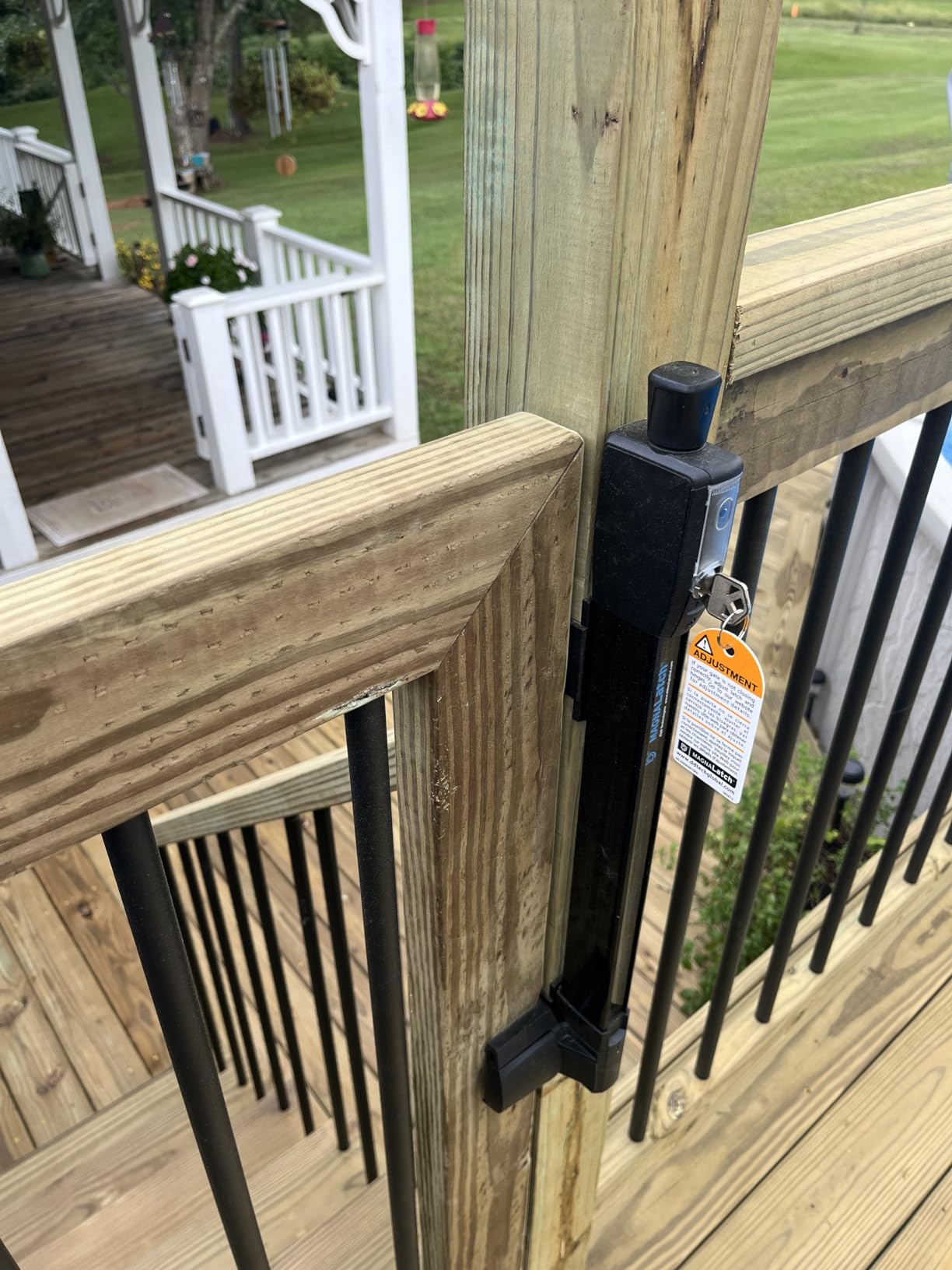 D&D Technologies MLTPTCA1CAPSPKA Pool Safety Gate Hardware Kit with MagnaLatch Top Pull 20-inch Gate Latch, Self-Closing TruClose Hinges and Safety Cap for Child Protection & Spacer for 2
