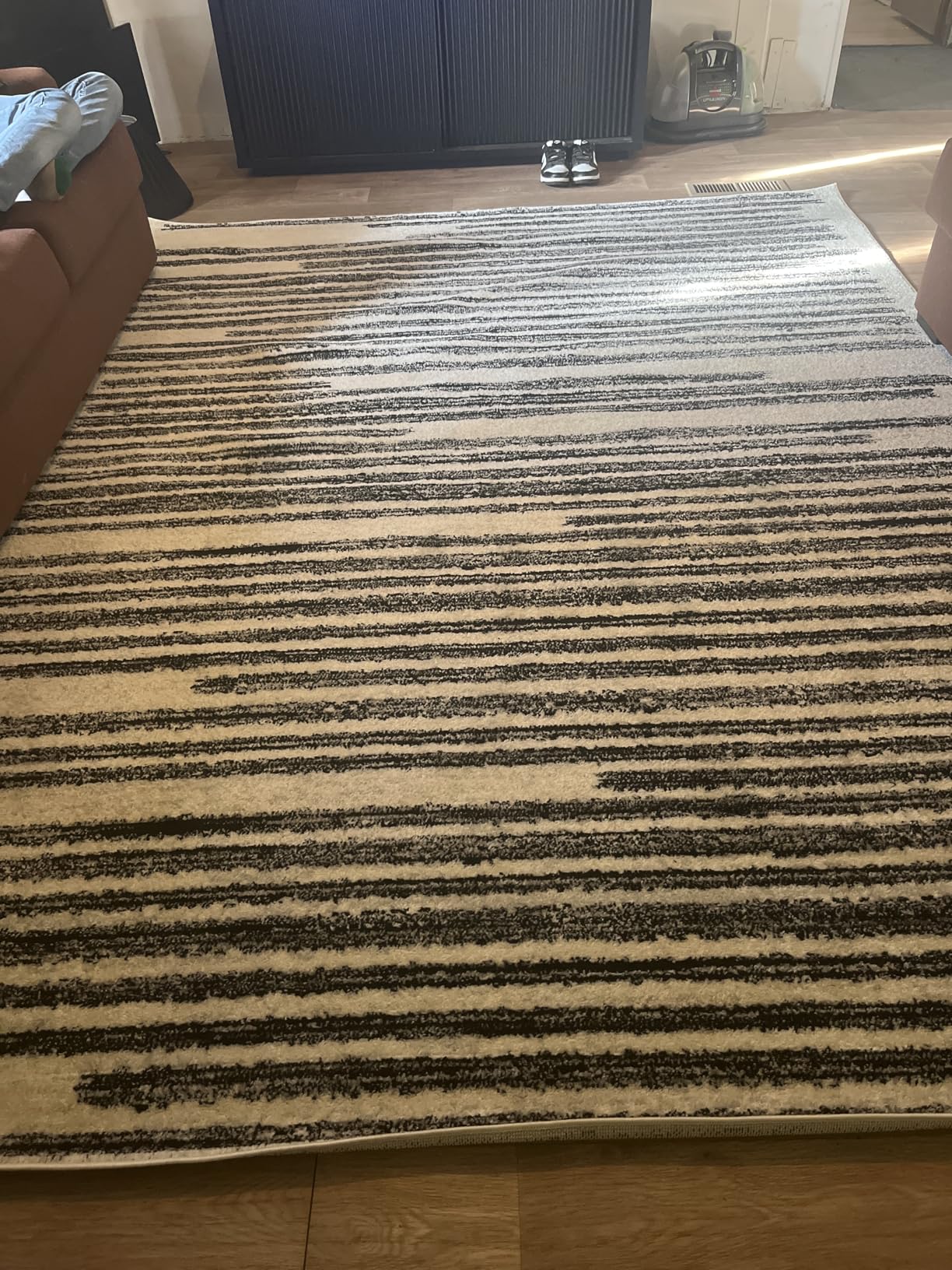 JONATHAN Y Khalil Modern Berber Stripe Cream/Black Indoor Area Rug, 8x10, Contemporary, Bohemian, Easy-Cleaning for Living Room, Bedroom, Kitchen, Pet Friendly, Non-Shedding (MOH207A-8) customer photo 1