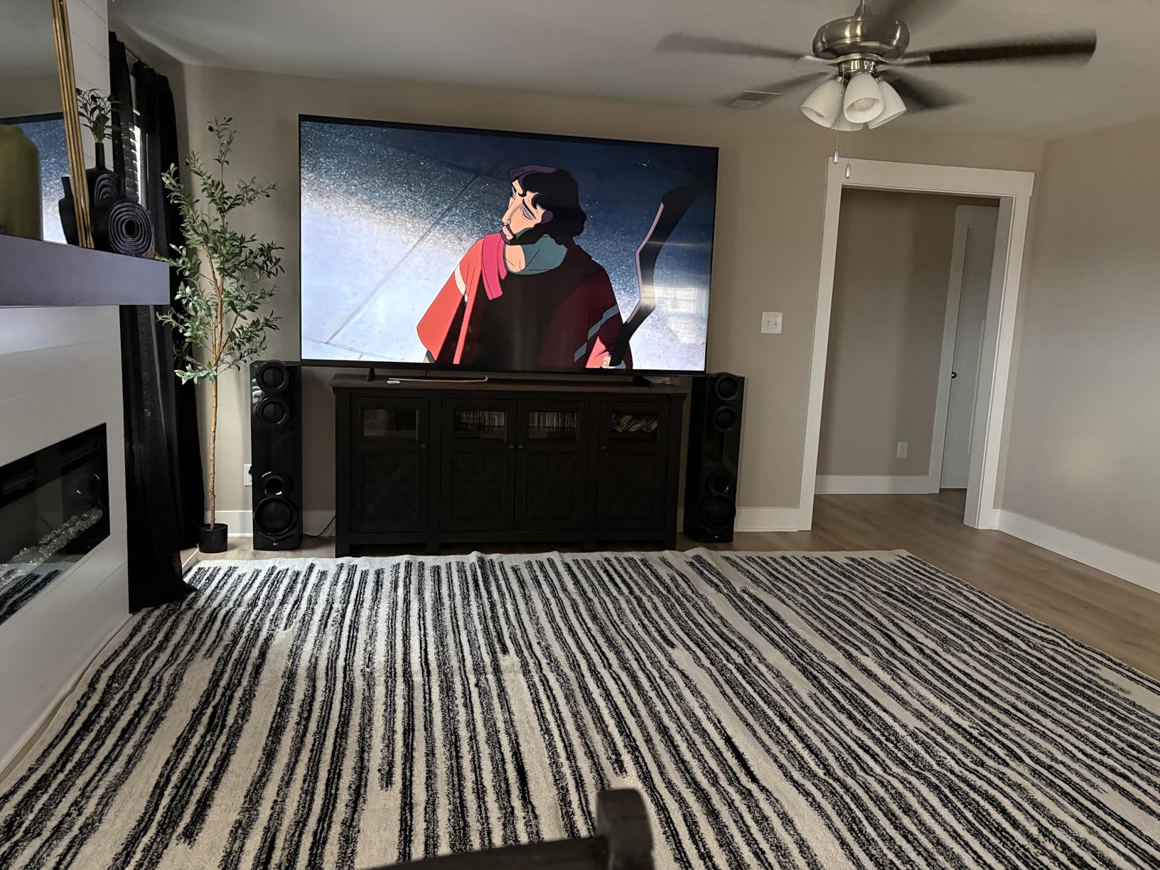 JONATHAN Y Khalil Modern Berber Stripe Cream/Black Indoor Area Rug, 8x10, Contemporary, Bohemian, Easy-Cleaning for Living Room, Bedroom, Kitchen, Pet Friendly, Non-Shedding (MOH207A-8) customer photo 2