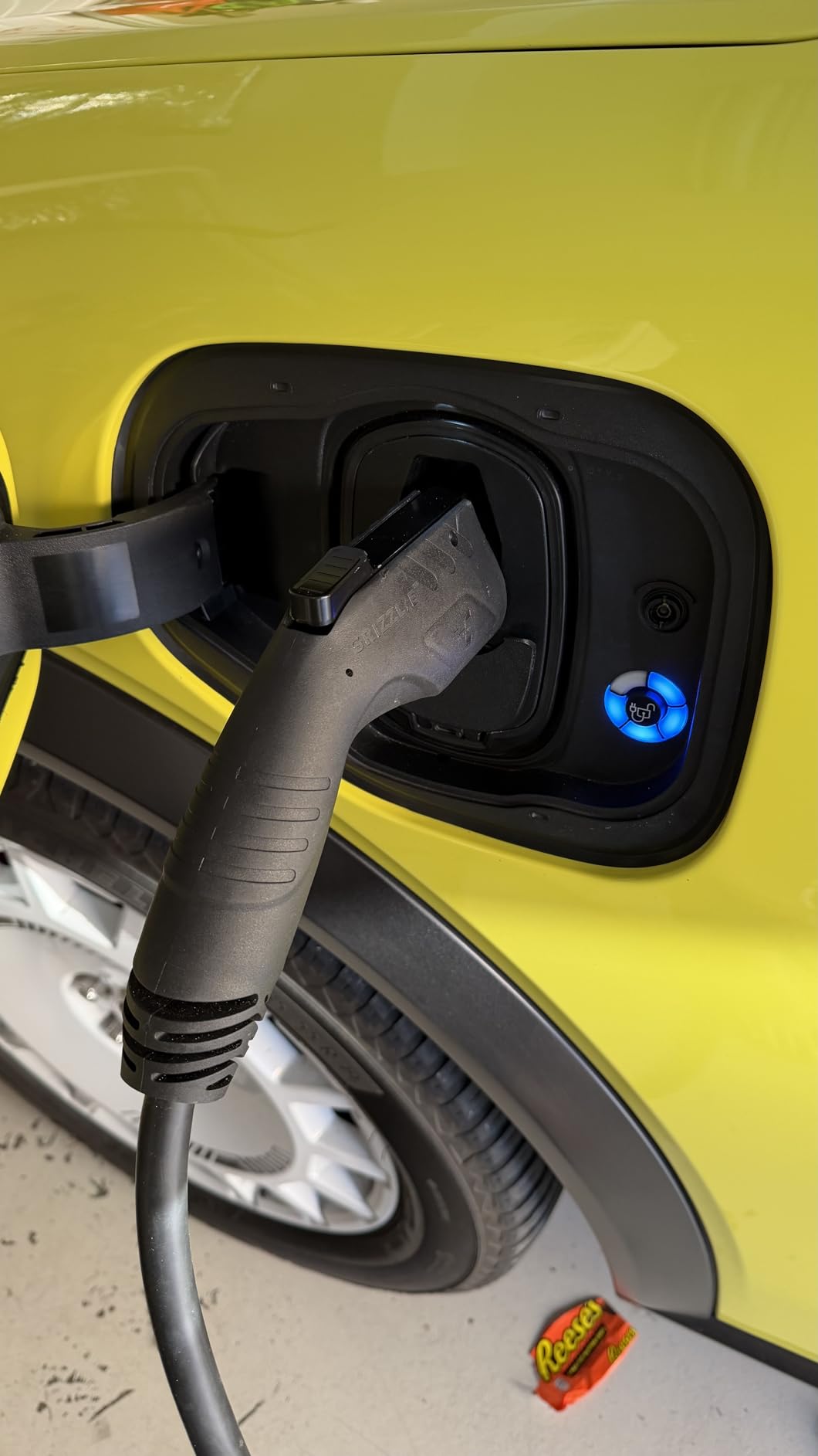 Grizzl-E Classic, Level 2 240V / 40A Electric Vehicle (EV) Charger, UL Certified, Metal Case Enclosure, Indoor/Outdoor Electric Car Fast Wall Charging Station, NEMA 14-50 Plug, Classic Black customer photo 1