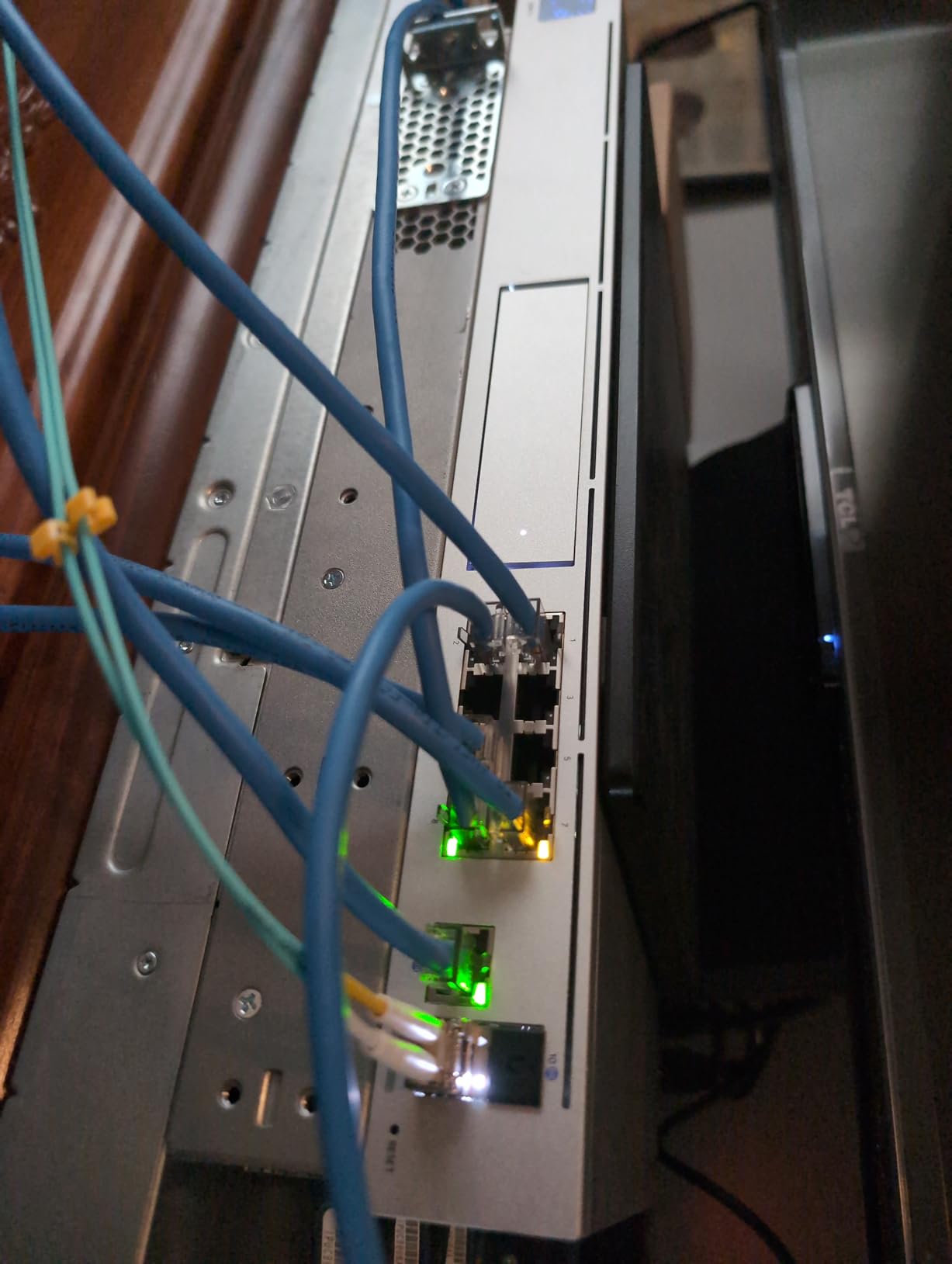 Ubiquiti Enterprise Security Gateway and Network Appliance with 10G SFP+ customer photo 2