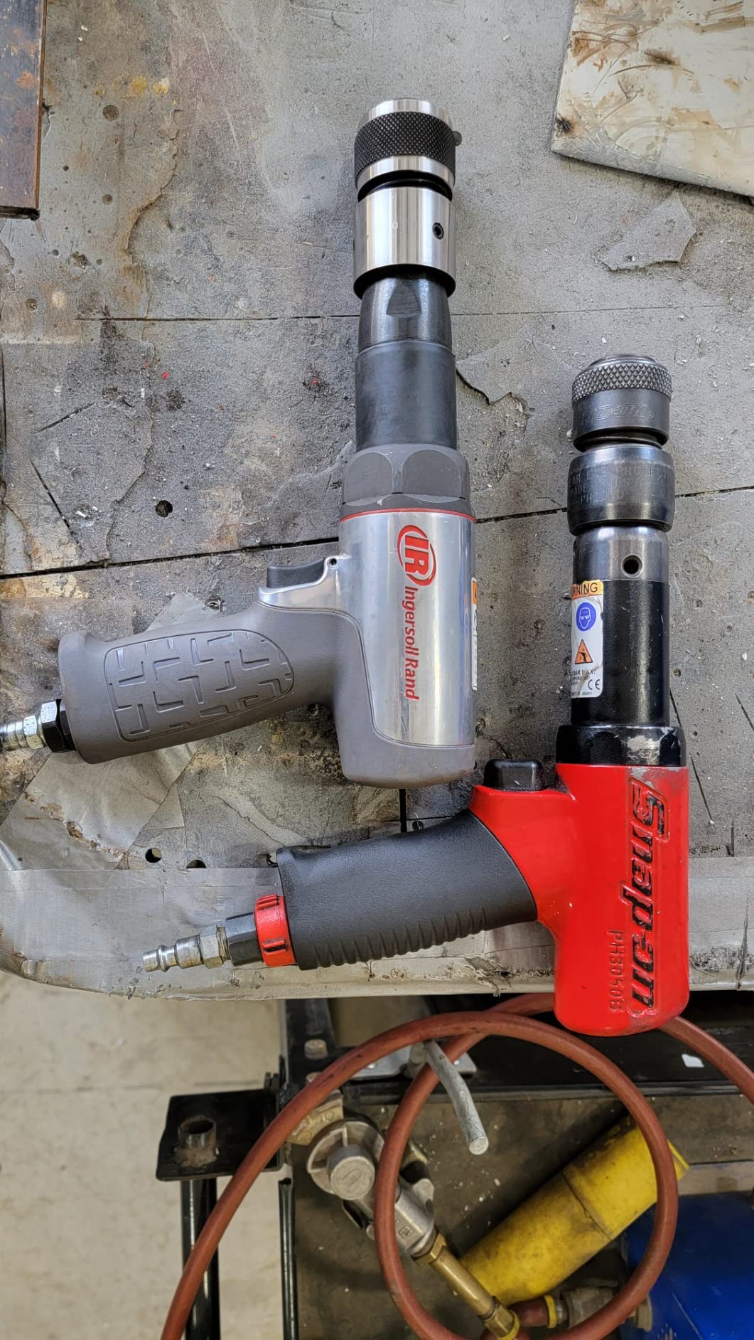 Ingersoll Rand 123MAXK Vibration Reduced Air Hammer 5-Piece Chisel Set, 3,530 BPM, 2-5/8