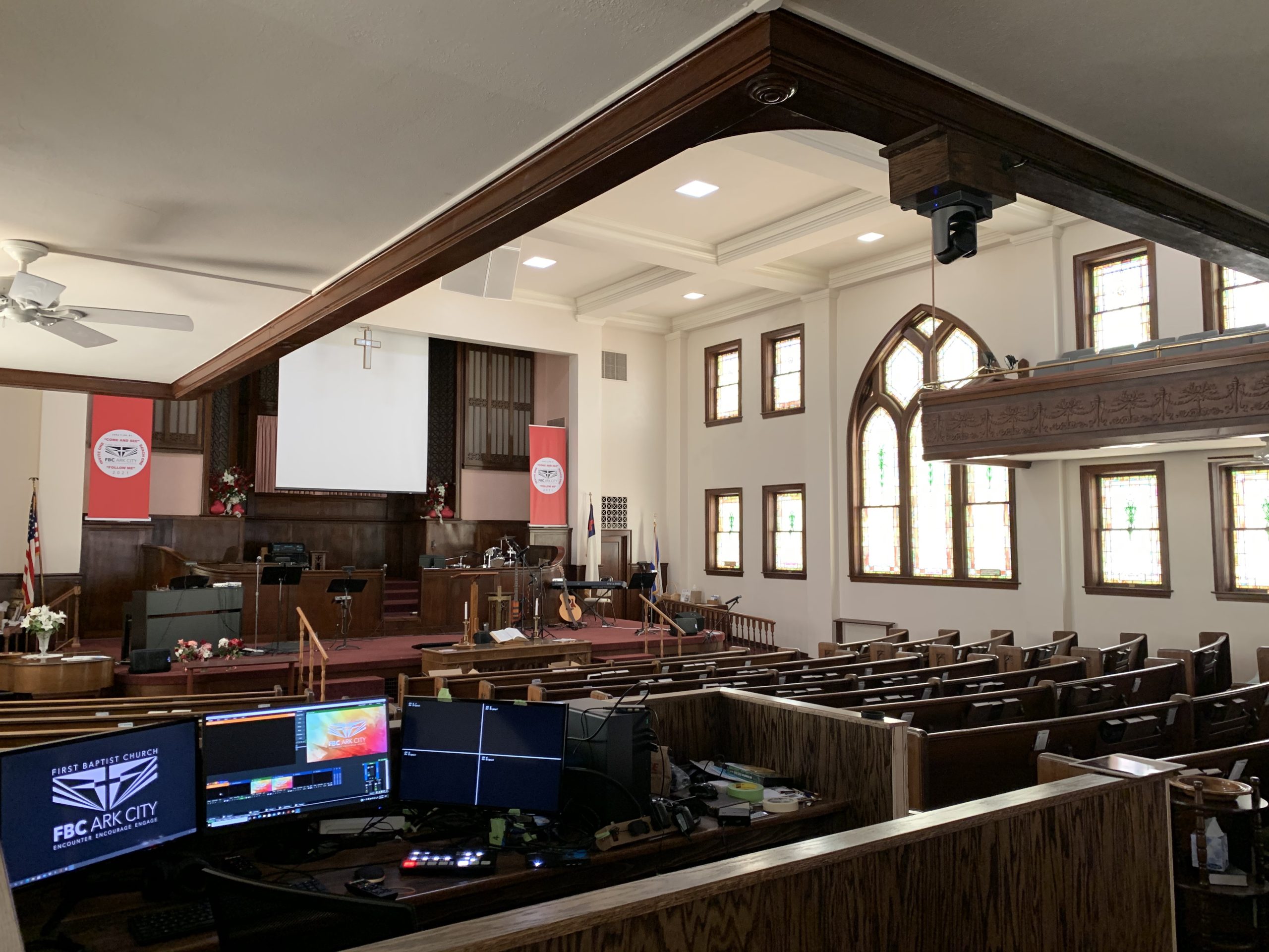 NDI PTZ Camera - 30X Auto Tracking Live Streaming Cam with SDI/HDMI/IP Outputs for Church Worship School Sport Hospital Wedding(NDI HX2 and NDI HX3) customer photo 2