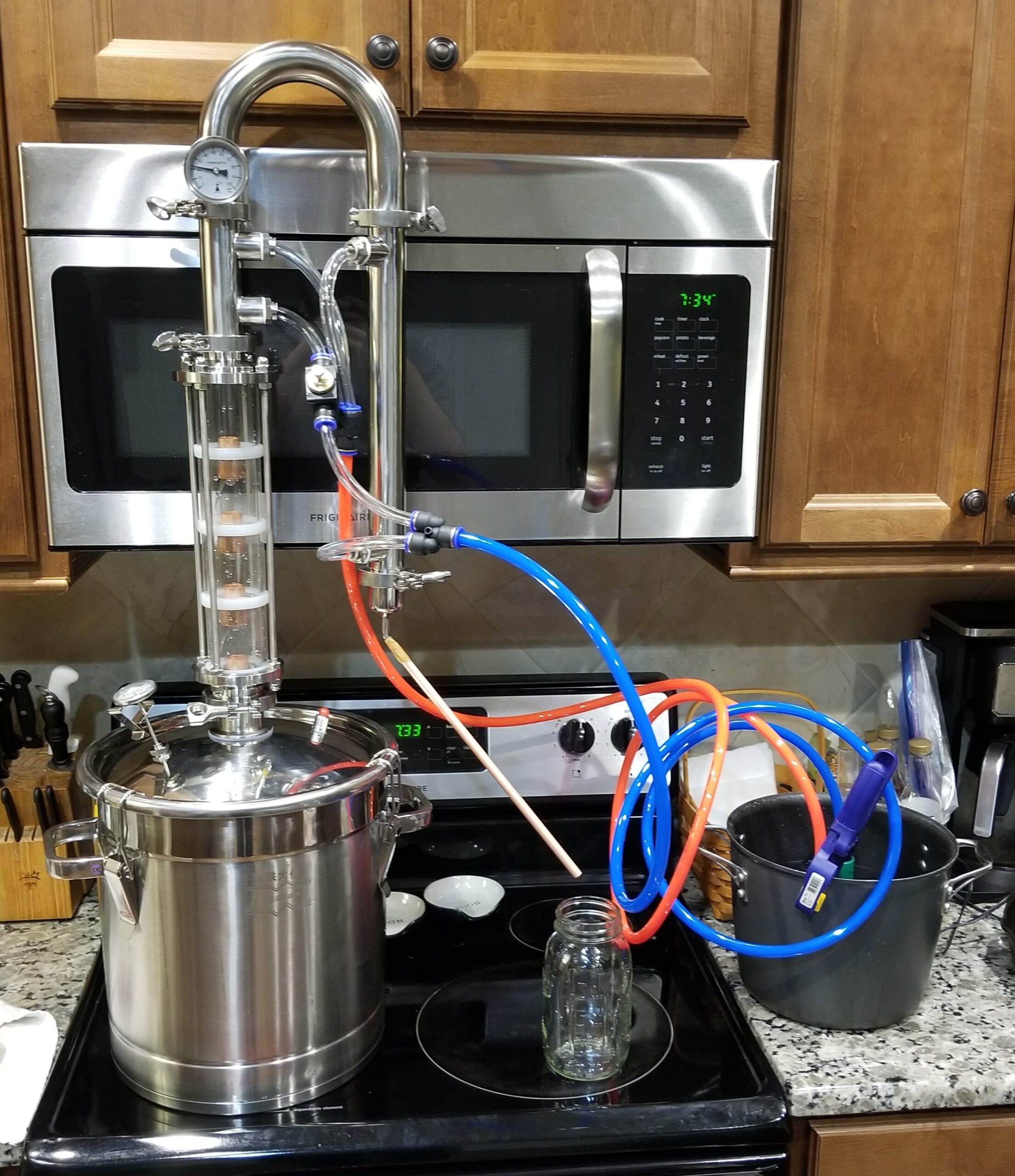 YUEWO 5.8Gal/22Litres 304 Stainless Steel Alcohol Distiller Flute Reflux Column Still with Sight Glasses Home Brewing Wine Making Kit for DIY Whisky Brandy Gin Vodka Alcohol customer photo 1