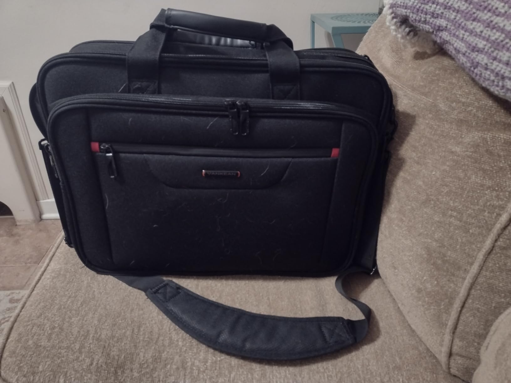 VANKEAN Laptop Briefcase Premium Laptop Case Fits Up to 17.3 Inch Business Shoulder Bag Laptop Expandable Water-Repellent Messenger Bag for Men/Women Computer Bag for Travel/Business/Black customer photo 1