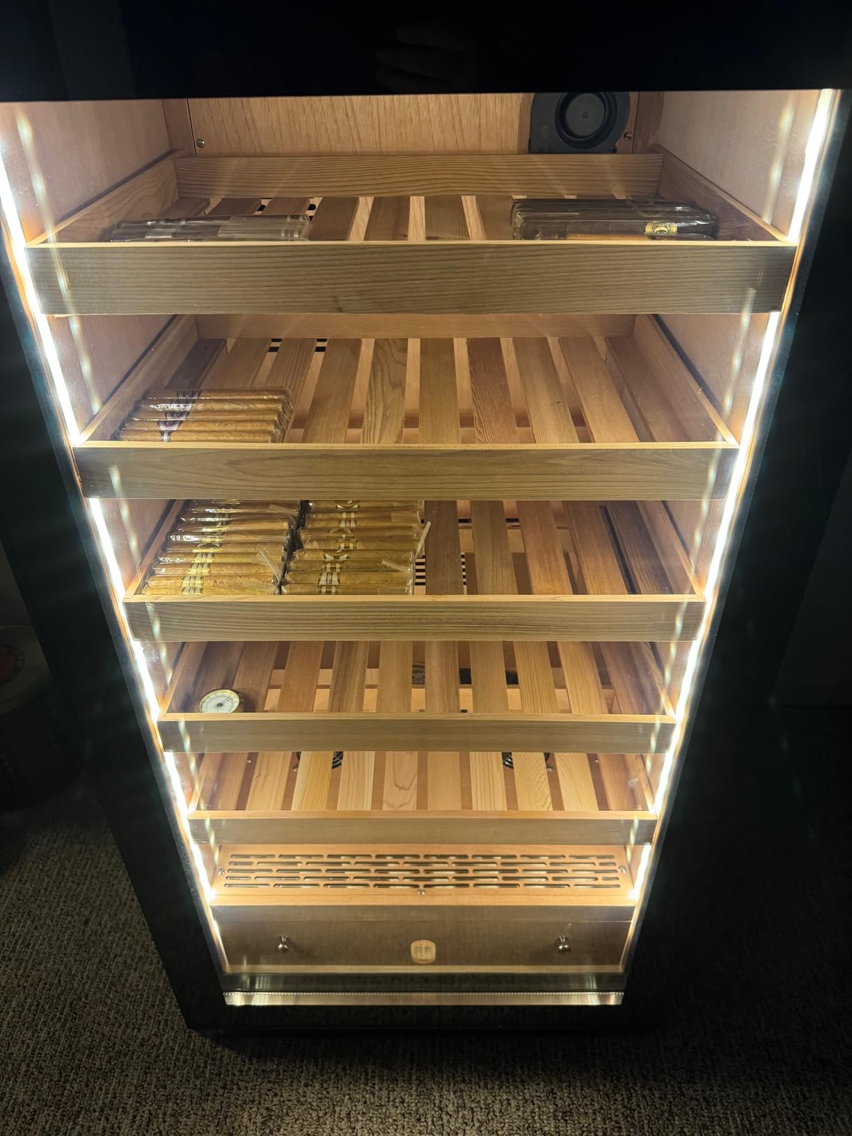 Cigar Climate Control Cabinet, Raching 330L Cigar Humidor Cabinet for Storing&Aging, Wood Frame with Constant Temperature and Humidity System, 6 Premium Canada Cedar Trays - Piano Paint Black customer photo 2
