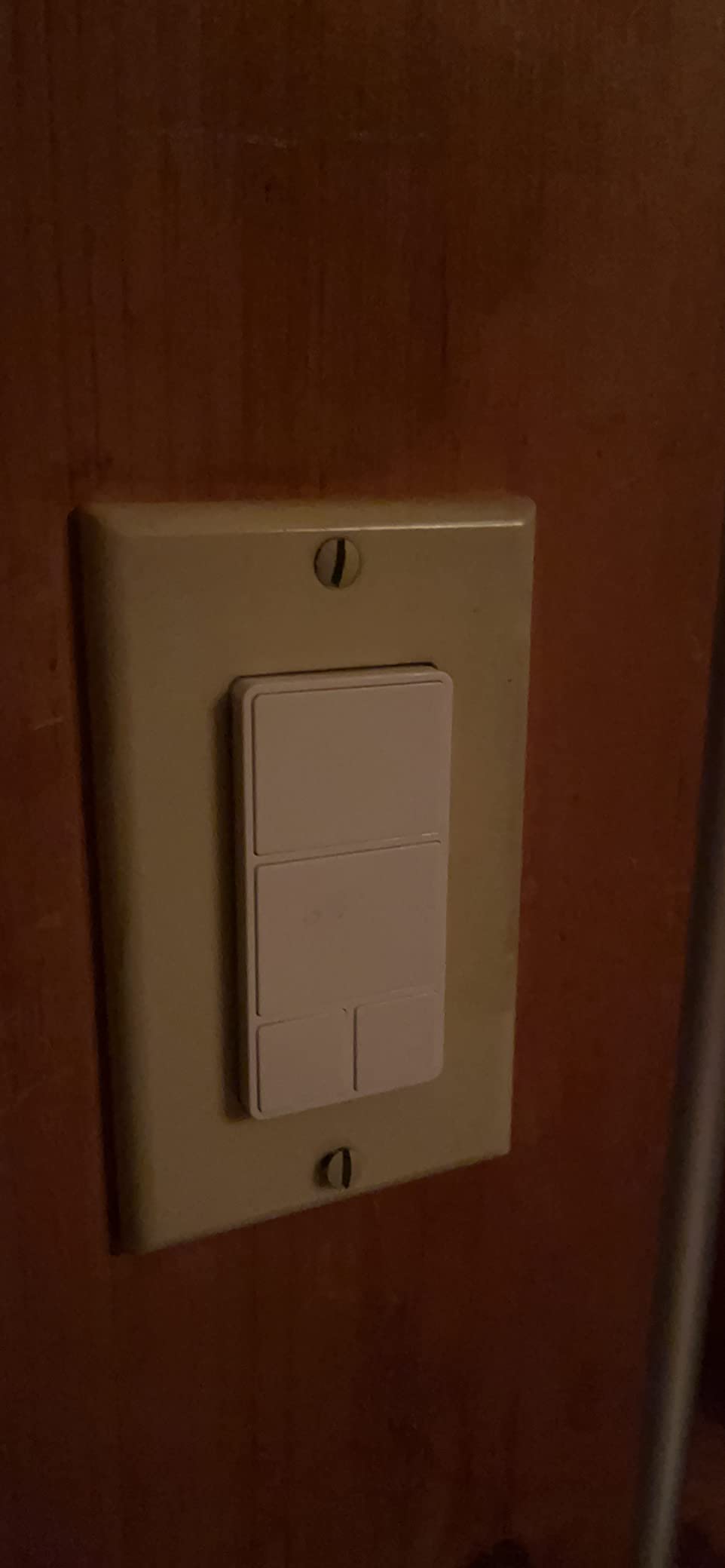 Minoston 800 Series Z-Wave Scene Controller, 4 ZWave Button, Zwave Plus Wall Switch Remote Control, Support Long Range, Work with Z Wave Hubs (MR40Z) customer photo 2