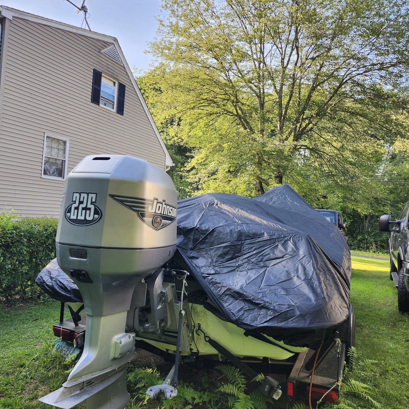 NEVERLAND Trailerable Boat Cover Waterproof Heavy Duty Marine Grade Polyester Canvas Fits V Shape/V-Hull and Tri-Hull Runabouts, Pro-STYL, Bass Boats (Boat Length 20-22ft, Beam Width up to 102