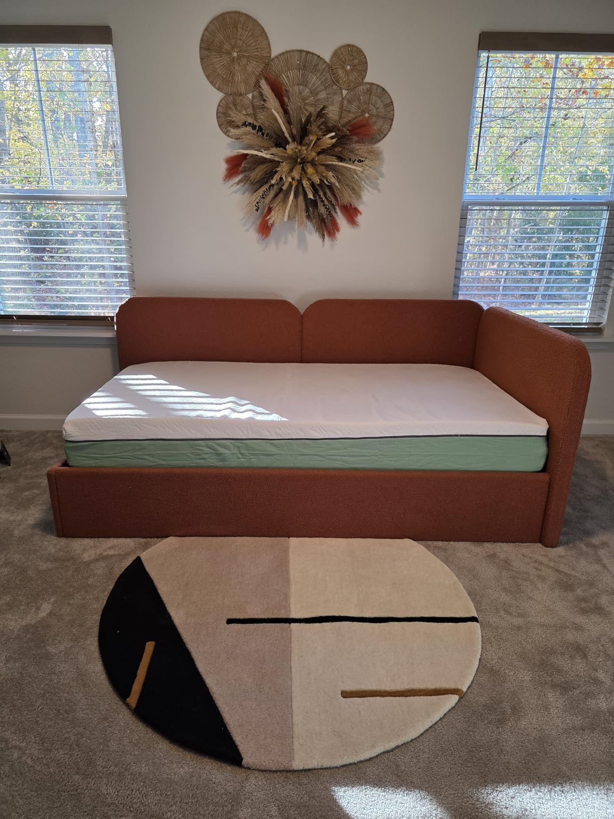 SAFAVIEH Fifth Avenue Collection Area Rug - 9' x 12', Ivory & Black, Handmade Mid-Century Modern Abstract New Zealand Wool, Ideal for High Traffic Areas in Living Room, Bedroom customer photo 2