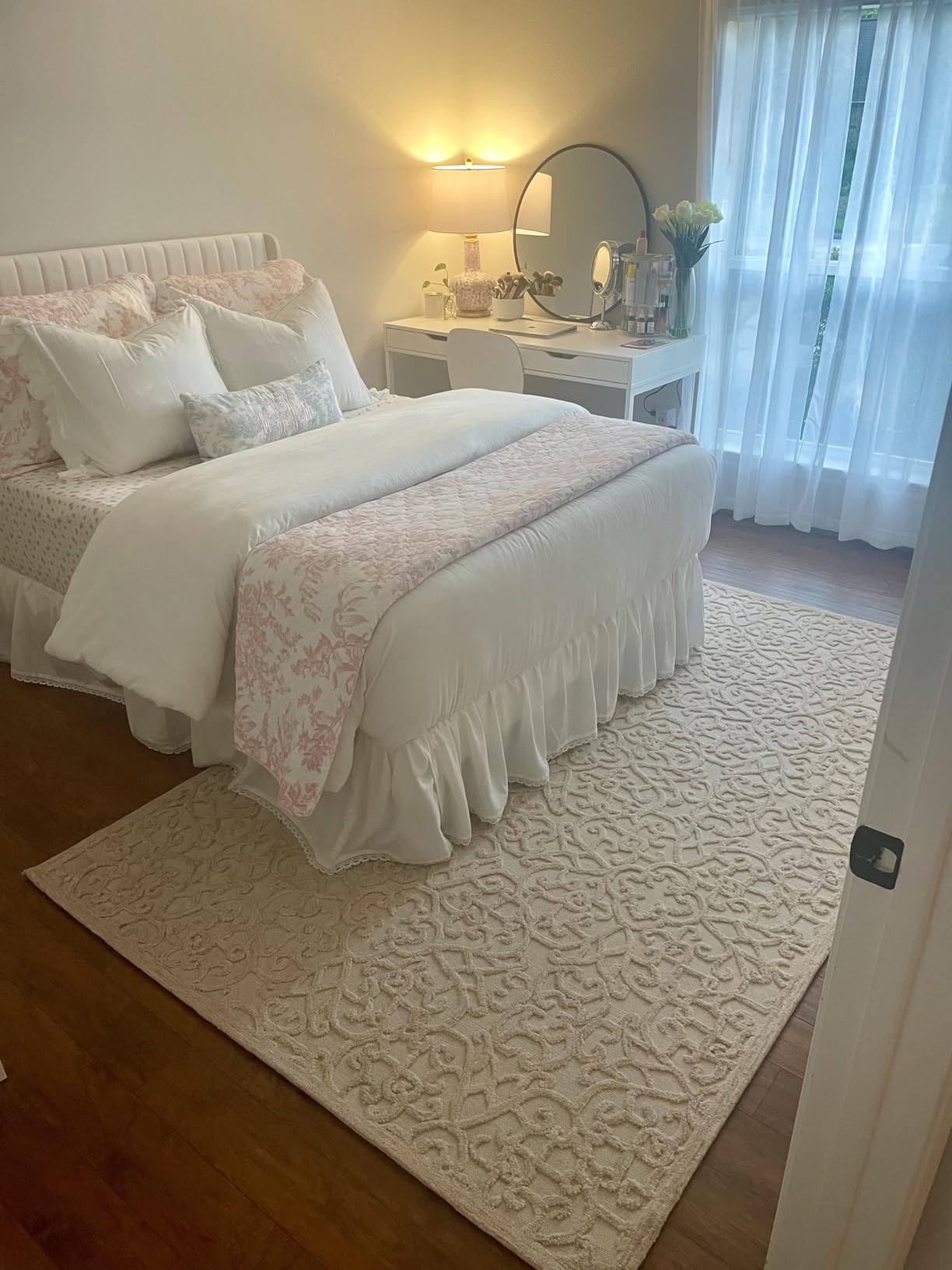 SAFAVIEH Trace Collection Area Rug - 9' x 12', Blue & Ivory, Handmade Wool, Ideal for High Traffic Areas in Living Room, Bedroom (TRC103B) customer photo 2