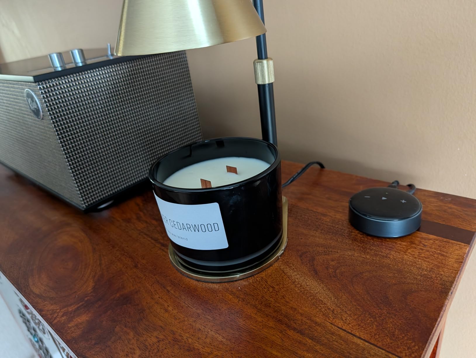 WiiM Mini AirPlay 2 Wireless Audio Streamer, Multiroom Stereo, Preamplifier, Works with Alexa and Siri Voice Assistants, Stream Hi-Res Audio customer photo 2
