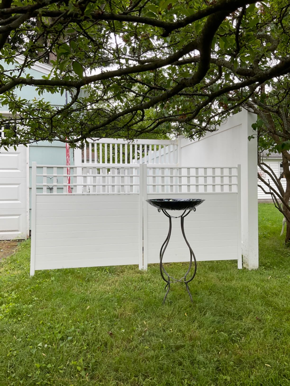 44in H x 42in W (2 Panels) No Dig Zippity Keswick Privacy Fence and Screen Kit, White Vinyl Privacy Fence, Outdoor Privacy Screen Panels for Yard, Trash Can Enclosure, Air Conditioner Fence ZP19060 customer photo 2