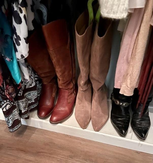 ONEDONE Folding Boot Stands Adjustable Boot Clips for Tall Knee High Shoes customer photo 1