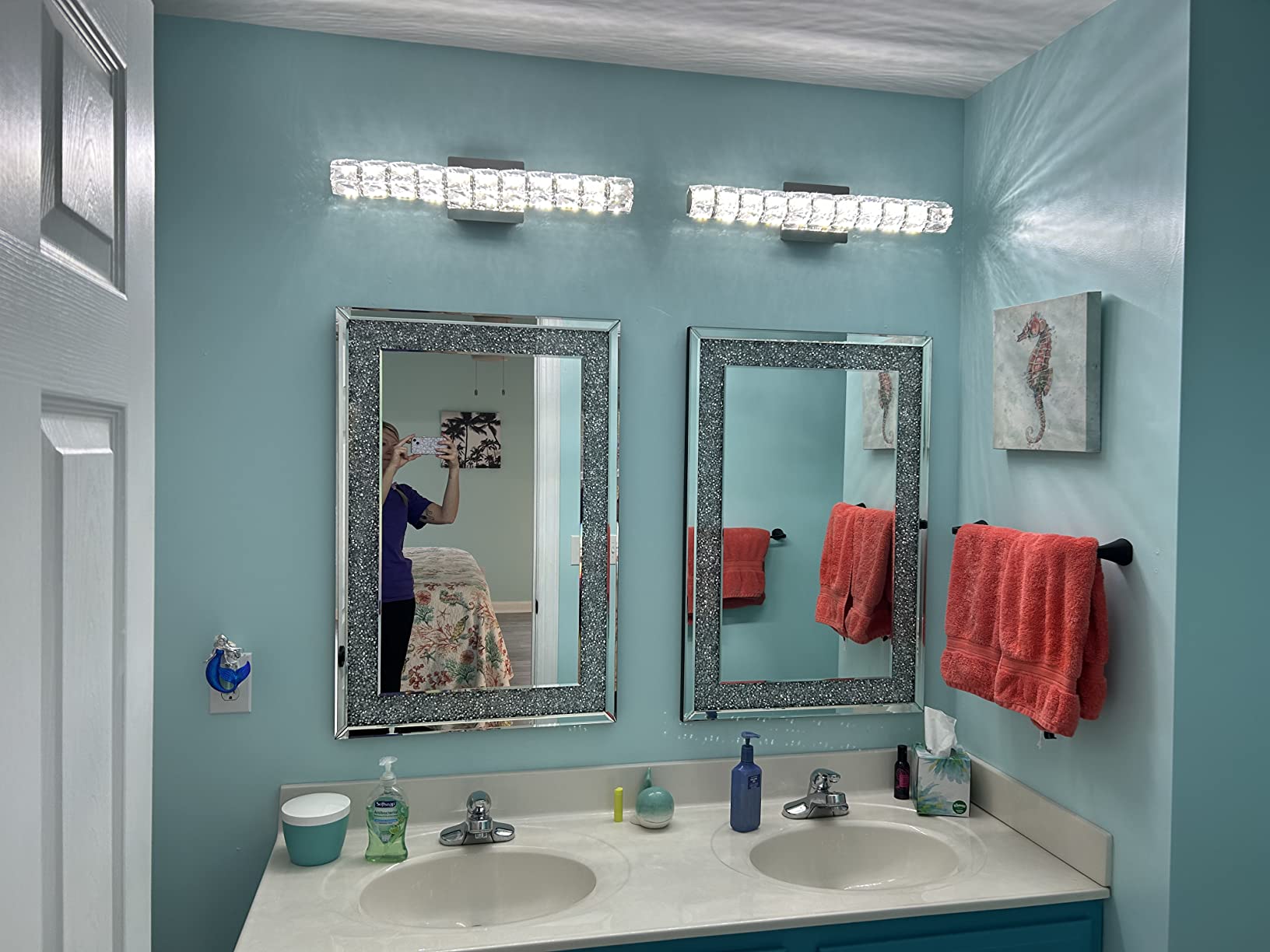 SHYFOY Crushed Diamond Mirrors for Wall Decor, 35.4x23.6 Decorative Mirror Rectangle Hanging Mirrors Large for Living Room Crystal Wall-Mounted Mirror Silver customer photo 2