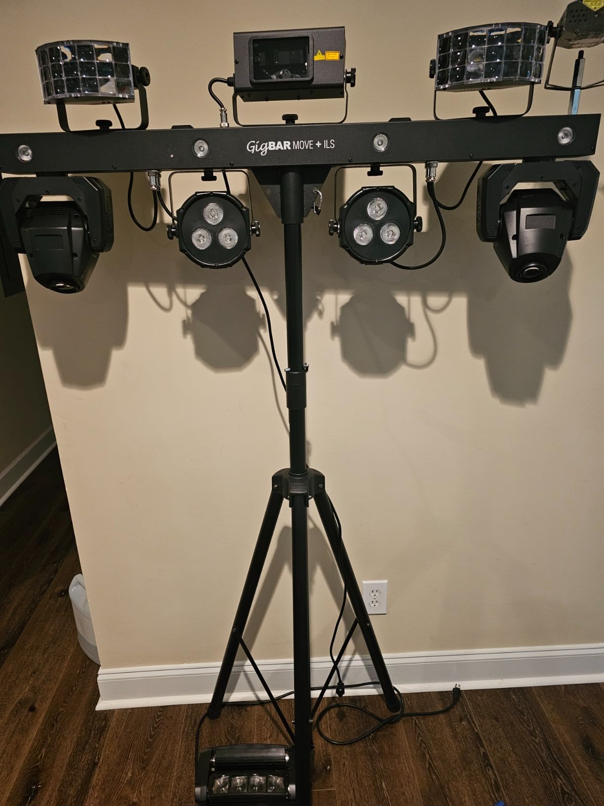Chauvet DJ GigBAR Move + ILS 5-In-1 Lighting System | Moving Heads, Derbies, Washes, Laser & Strobe on One Bar | ILS Compatible | RF Remote, Tripod & Carry Bags Included customer photo 2