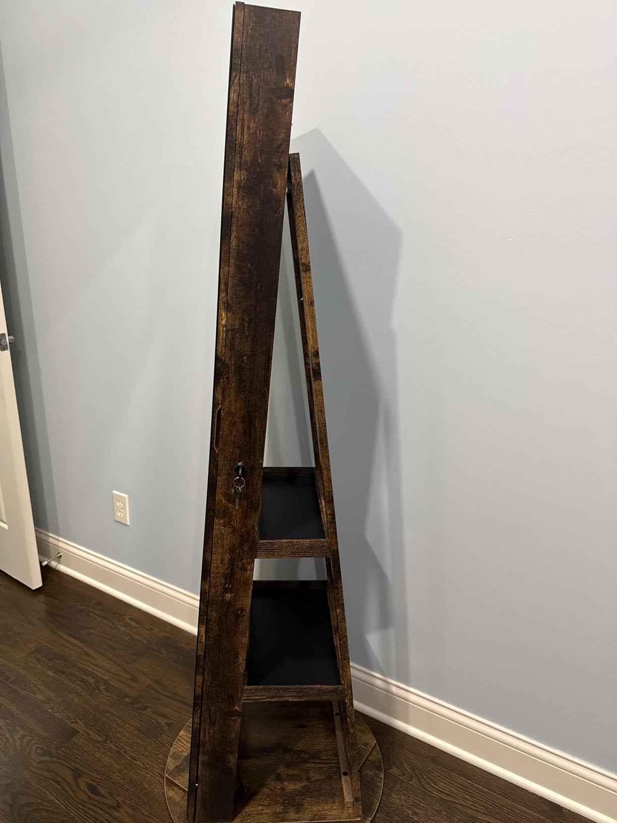 SONGMICS 6 LEDs Lockable Mirror Jewelry Cabinet, 360° Swivel Jewelry Organizer Armoire Standing, Frameless Full-Length Mirror, 3 Storage Shelves, Rustic Brown Surface, Black Lining UJJC007X01 customer photo 1