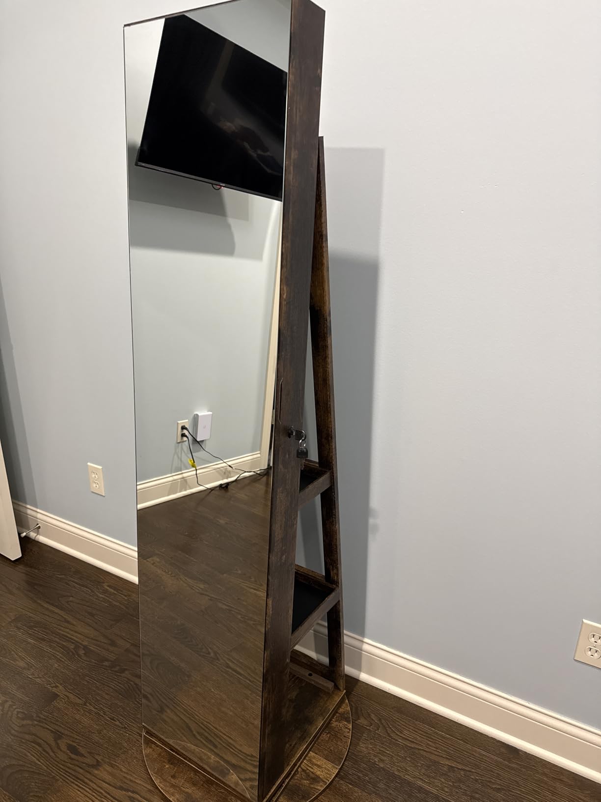 SONGMICS 6 LEDs Lockable Mirror Jewelry Cabinet, 360° Swivel Jewelry Organizer Armoire Standing, Frameless Full-Length Mirror, 3 Storage Shelves, Rustic Brown Surface, Black Lining UJJC007X01 customer photo 2