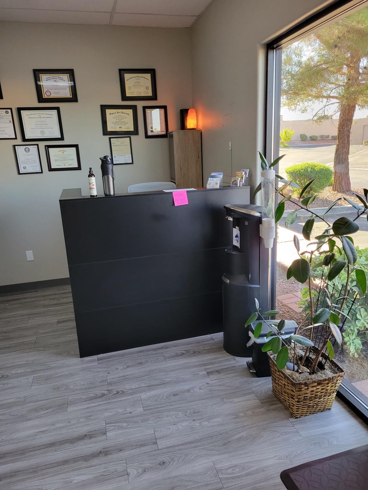 AIEGLE L-Shaped Reception Desk Counter Table with Lockable Drawers & Storage Shelves, Private Workstation for Salon Reception Room Checkout Office, Black customer photo 1