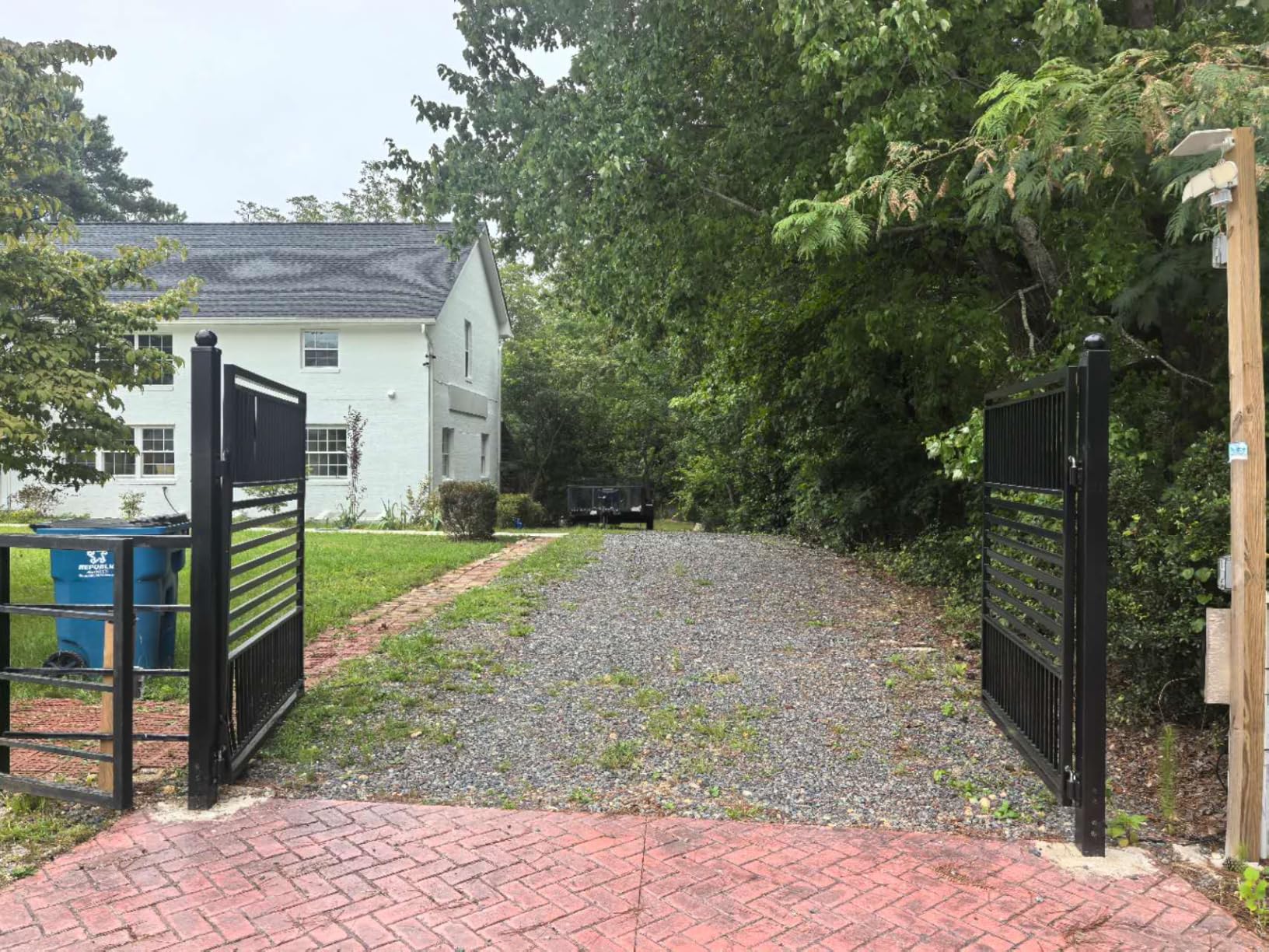 ALEKO 14x6 Prague Dual Swing Driveway Gate with Opener Kit, Anti-Rust Galvanized Steel, Outdoor Security Fence - DG14PARD customer photo 2