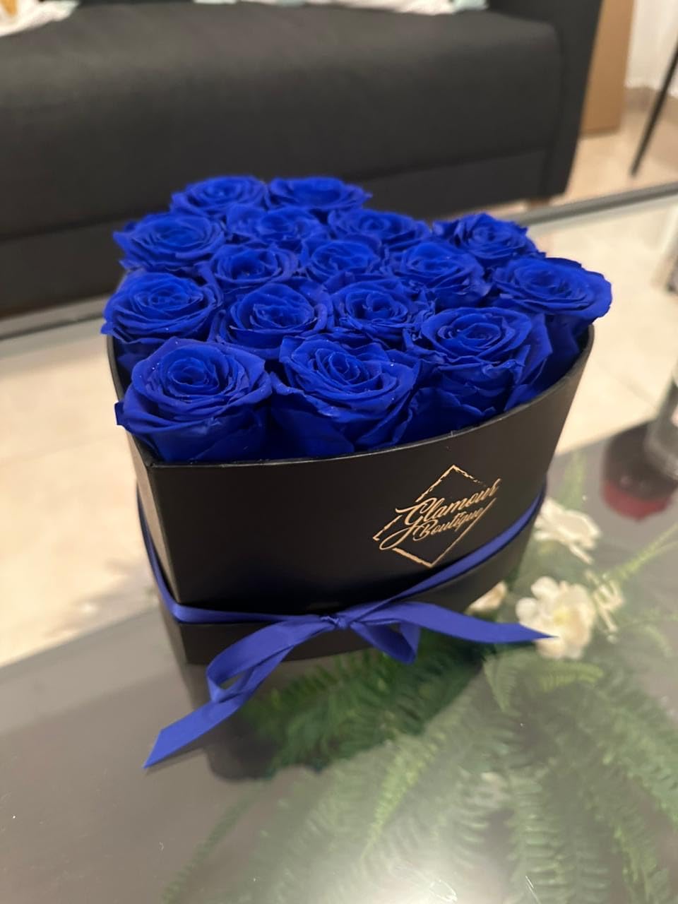 GLAMOUR BOUTIQUE 27 Flower Forever Heart Shape Box, Eternal Preserved Roses Gift for Her, Lasting Flowers, Premium Floral Heart Box for Birthday, Anniversary or Valentine's Day, Red (Color-Treated) customer photo 2