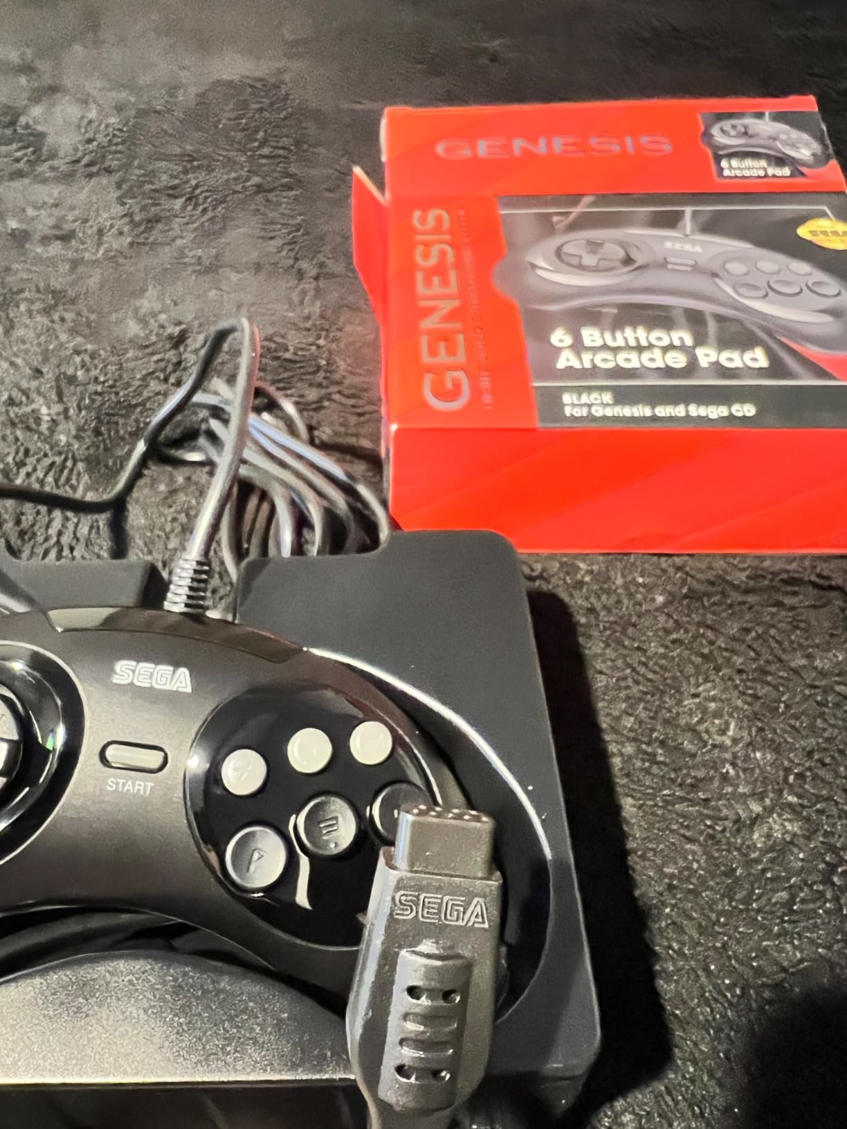 Retro-Bit BIG6 Controller Pad for SEGA Genesis - Original Port - Black customer photo 1