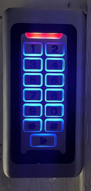Wireless WiFi Access Control Keypad, Metal Stand-Alone Door Access Control System, EM Card Reader, Weatherproof, Backlight, TUYA Wireless Entry Security Access Controller customer photo 2