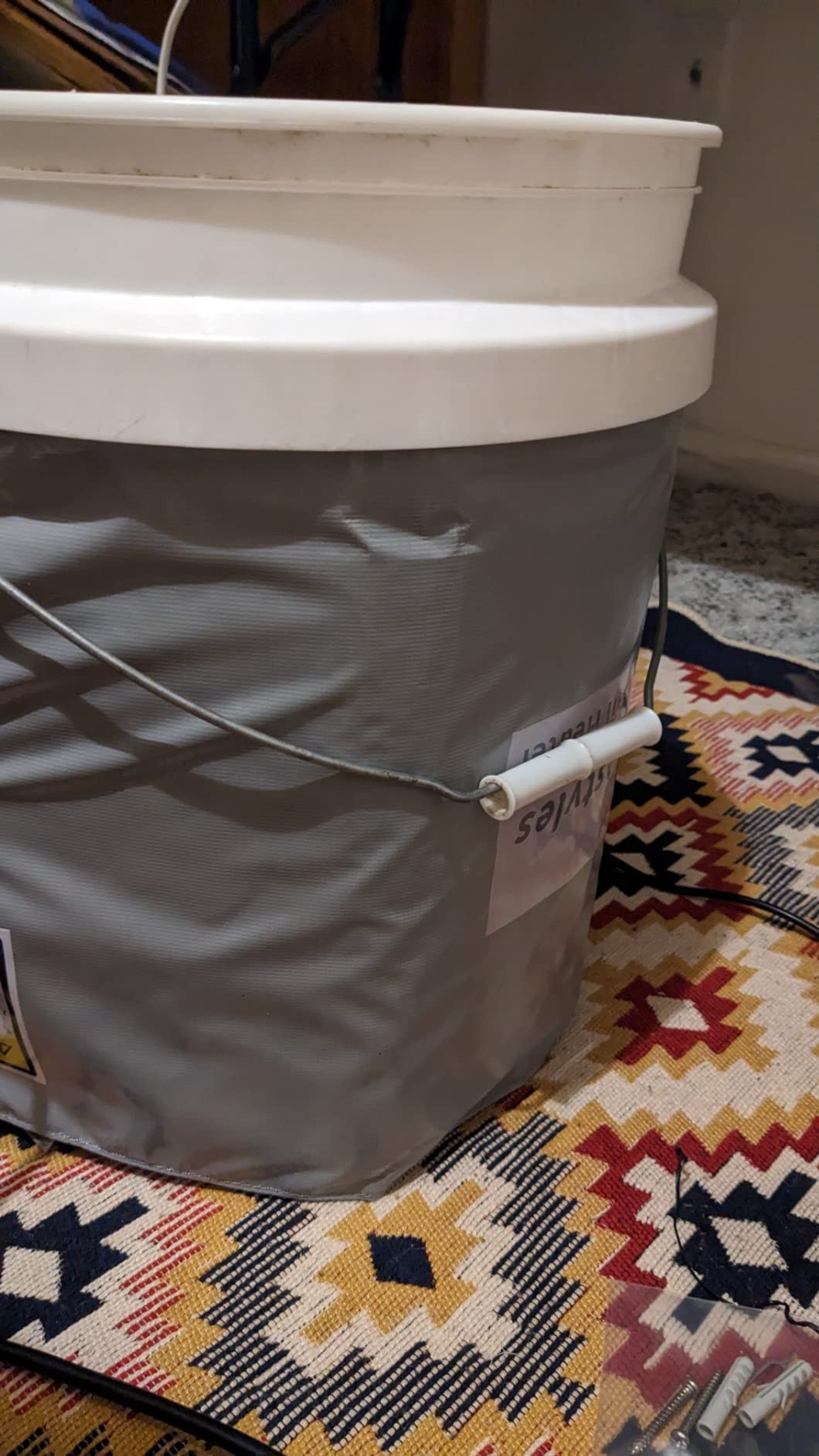 H&G Lifestyles 5 Gallon Bucket Heater, 5Gal Honey Bucket Warmer, Heating Pail Band Insulated Propane Tank, 100 Watts Adjustable Temperature for Drum & Pail customer photo 2
