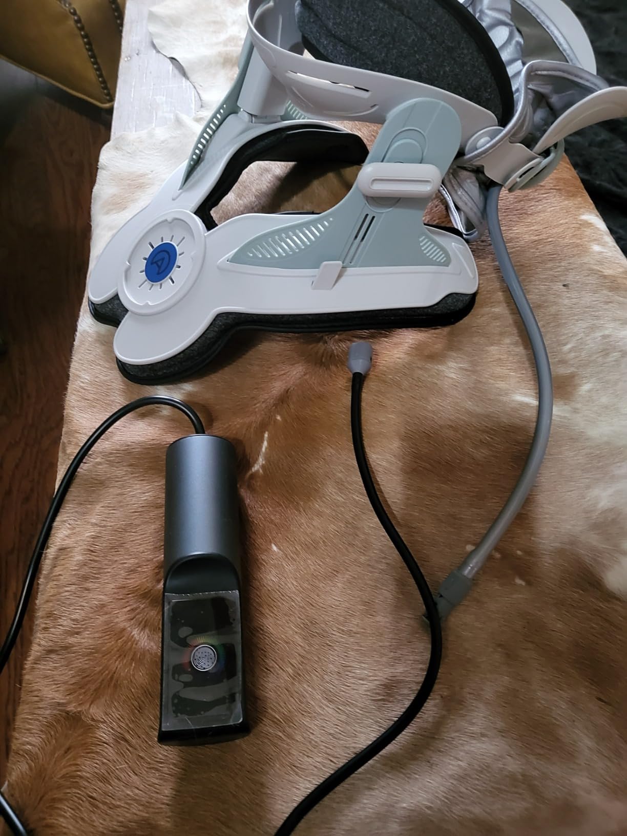 Neck Traction Device by Air Collar - Neck Stretcher - Cervical Traction Device - Neck & Shoulder Pain Relief - Stretcher Collar for Improved Spine Alignment - 2nd Generation (2nd Gen - Electric) customer photo 2