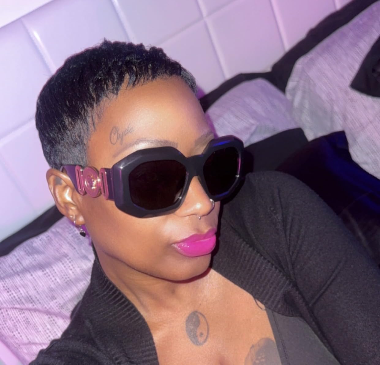 Versace Woman Sunglasses Black Frame, Dark Grey Lenses, 56MM customer photo 1