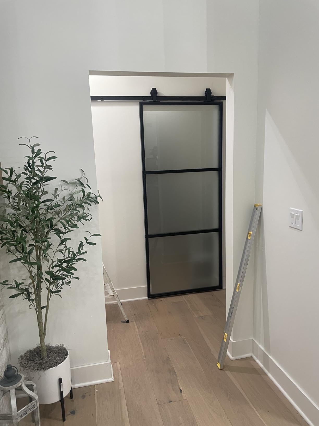 BARNSMITH 36in x 84in Frosted Glass Barn Door with 6FT Top Mounted Hardware kit Include Soft Close Mechanism Black Carbon Steel Tempered Frosted Glass Sliding Door customer photo 1