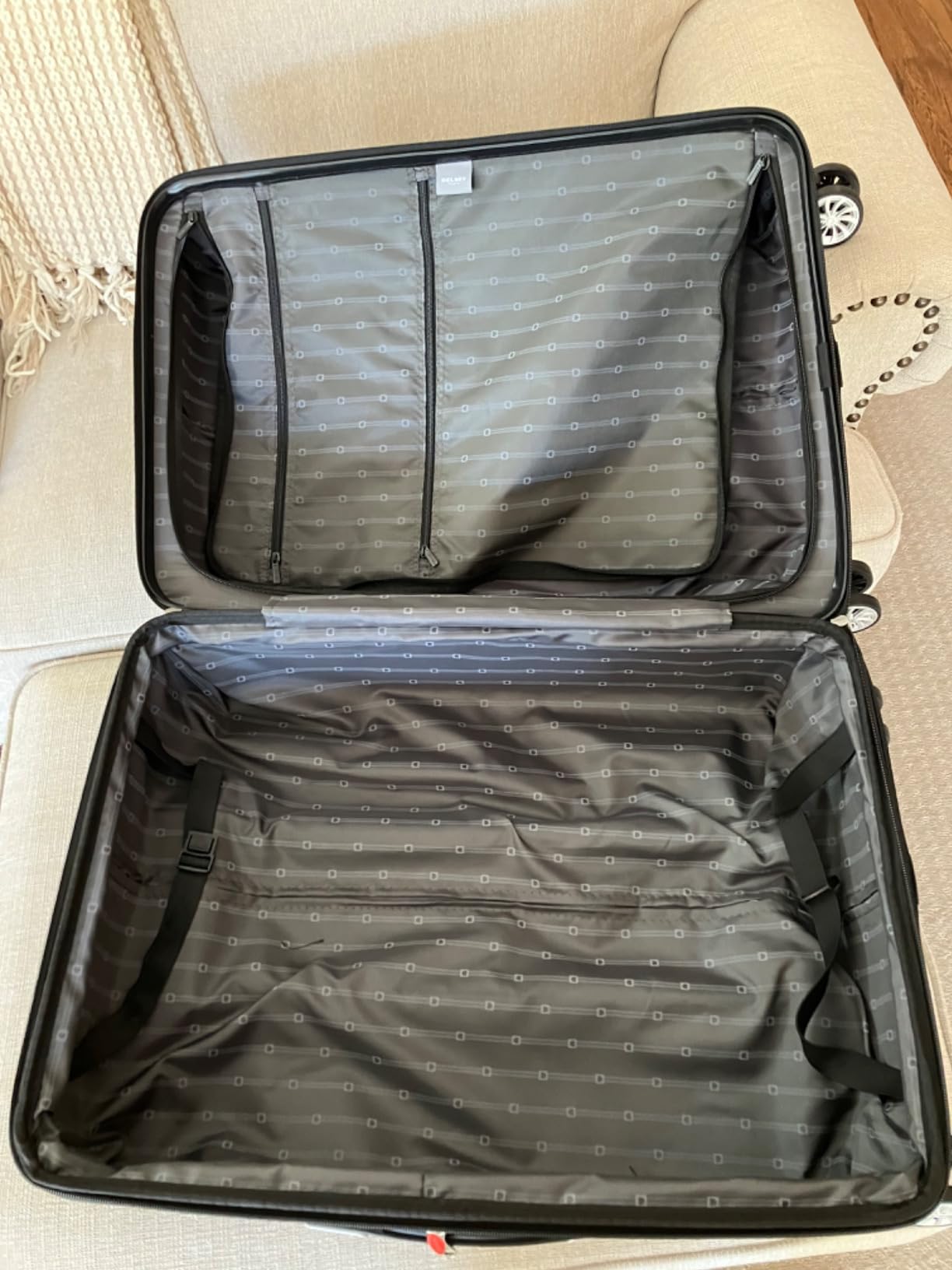 DELSEY PARIS Margot Hardside 3-Piece Set, Expandable Luggage with 4 Spinner Wheels, Lightweight Suitcase, 21