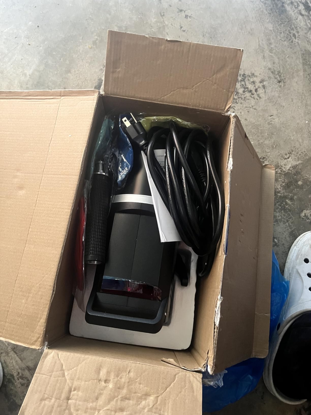 Godox MS300V 300W Studio Flash 5800±200K 0.1~1.8S Recycle Time with LED Modeling Lamp LED Light Strobe Flash Monolight for Studio, Portrait, Commerce Photography, etc (MS300 Upgraded Version) customer photo 1