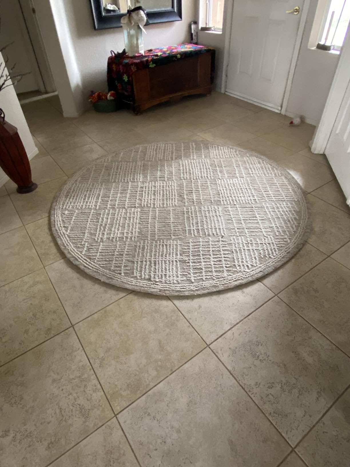 SAFAVIEH Abstract Collection Area Rug - 5' x 8', Natural & Ivory, Handmade Wool, Ideal for High Traffic Areas in Living Room, Bedroom customer photo 1