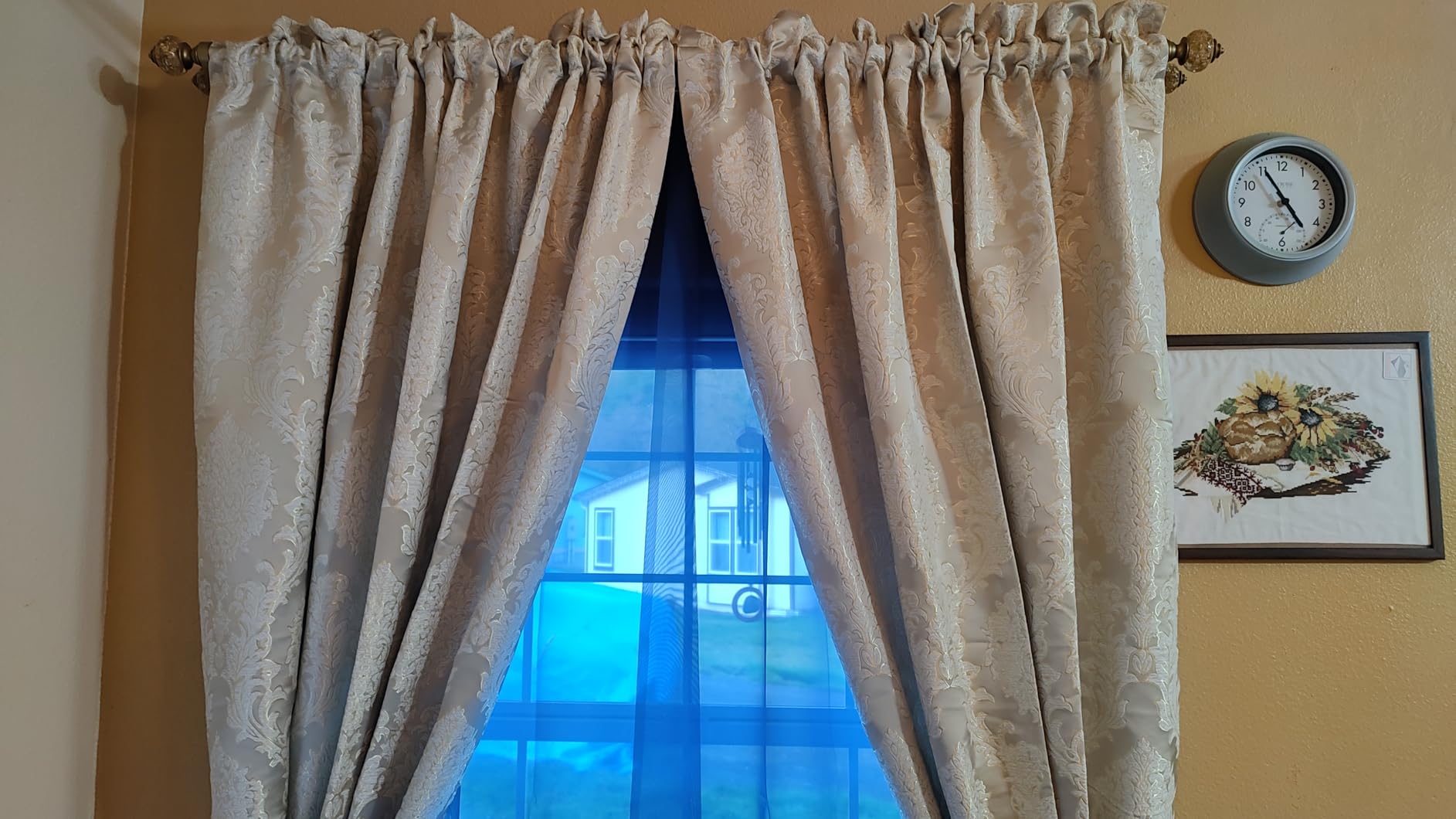 Loom and Mill Luxury Jacquard Curtains for Bedroom, Classic Antique Lined Damask Curtains 2 Panels with Tiebacks, Bronze Gold Window Curtain for Living Room Holiday Banquet Decor(52Wx84L, 2 Panels) customer photo 2