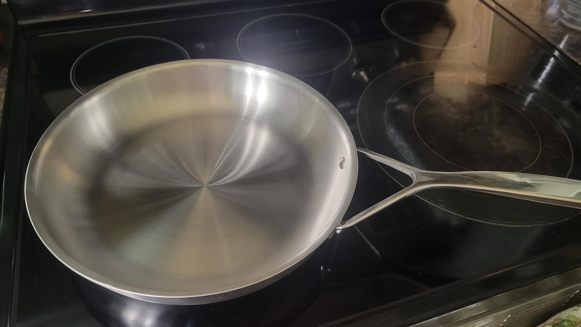 Essential 5-ply 10-pc Stainless steel Cookware Set customer photo 2