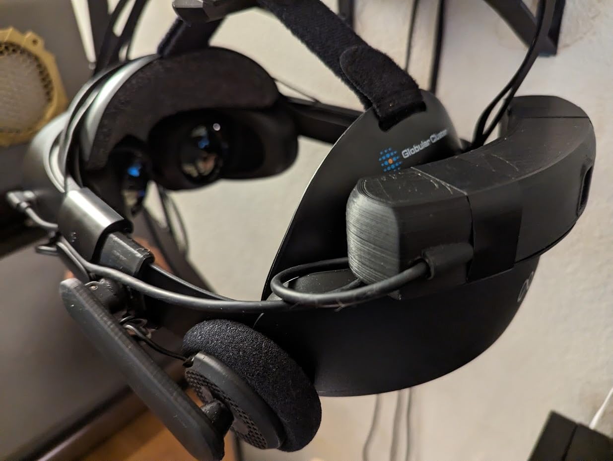 Globular Cluster Comfortable Kit Compatible with Meta Quest Pro - Soft and Bigger Forehead Pads and Rear Pads with Top Strap Added customer photo 2