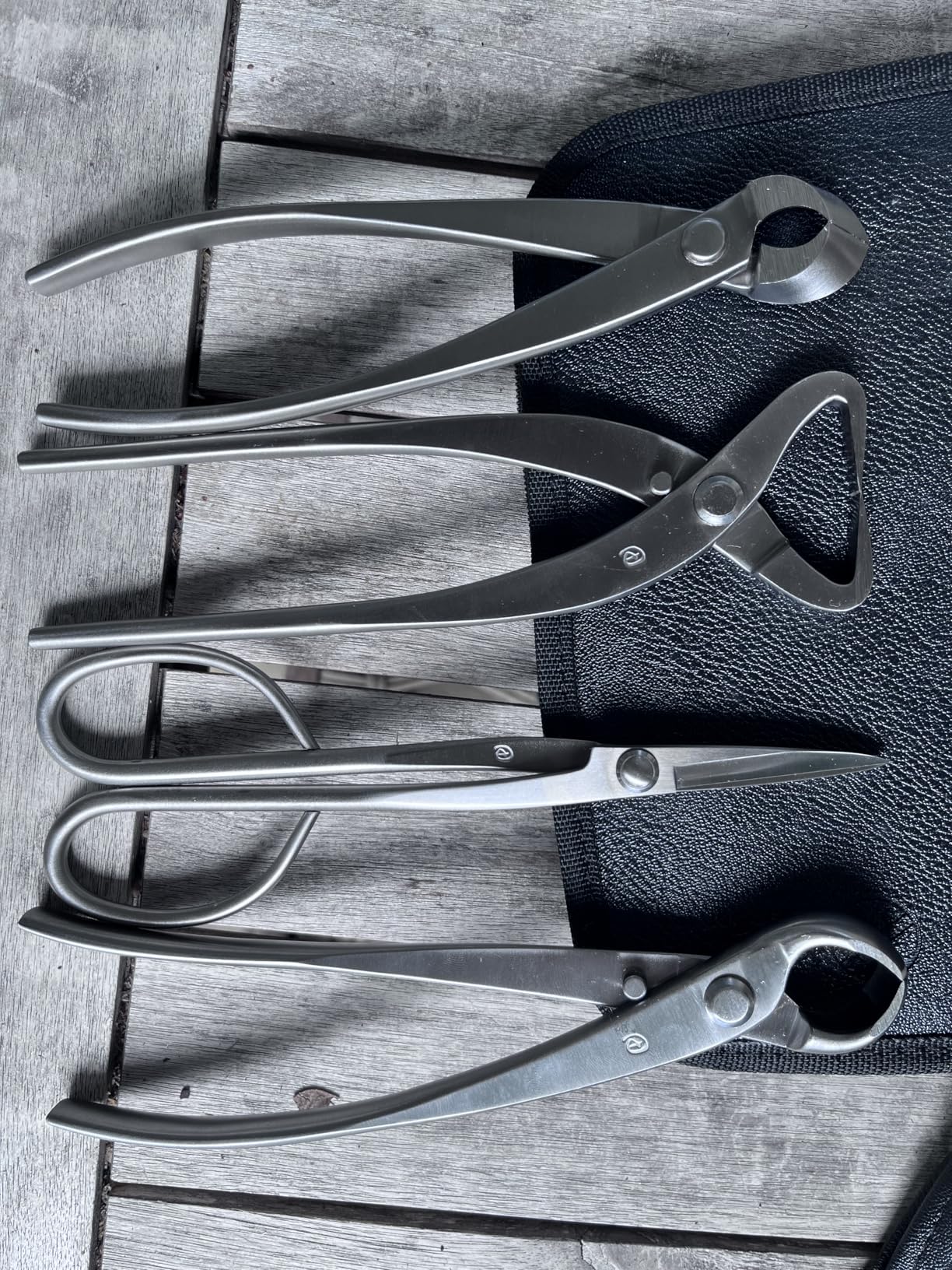 TianBonsai 4-PCS Bonsai Tool Set Including Concave Cutter Straight Edge Cutter Trunk Splitter And Bonsai Scissors Equip With Tool Bag customer photo 2