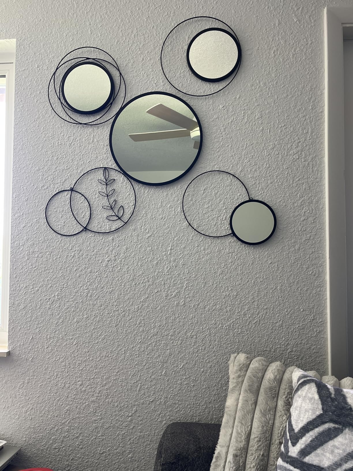 Large Gold Spoked Sunburst Wall Mirror Boho Home Decor Round Wall Art Mirror Modern Metal Mirrors for Wall Living Room Vanity Bathroom Bedroom Hallway Balcony Entryway 20