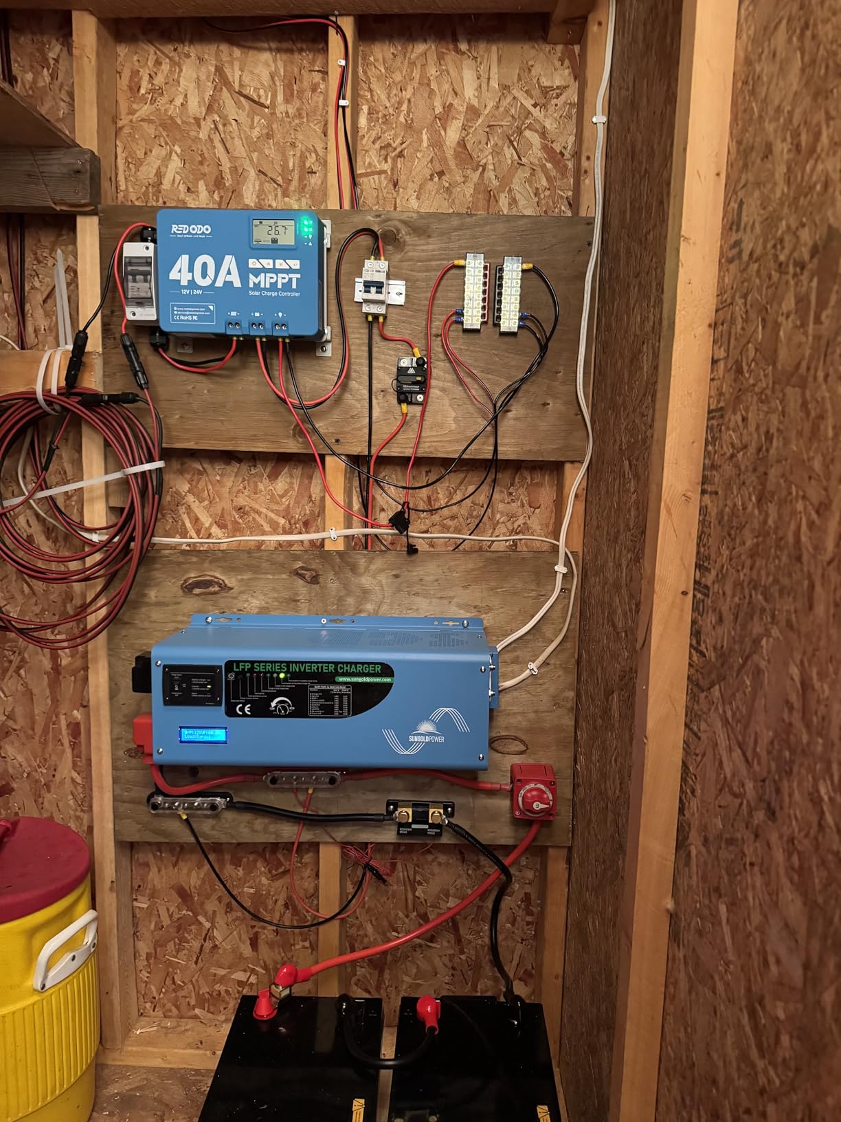 Redodo 40 Amp MPPT 12V/24V DC Input Solar Charge Controller with Built-in Bluetooth Module customer photo 1