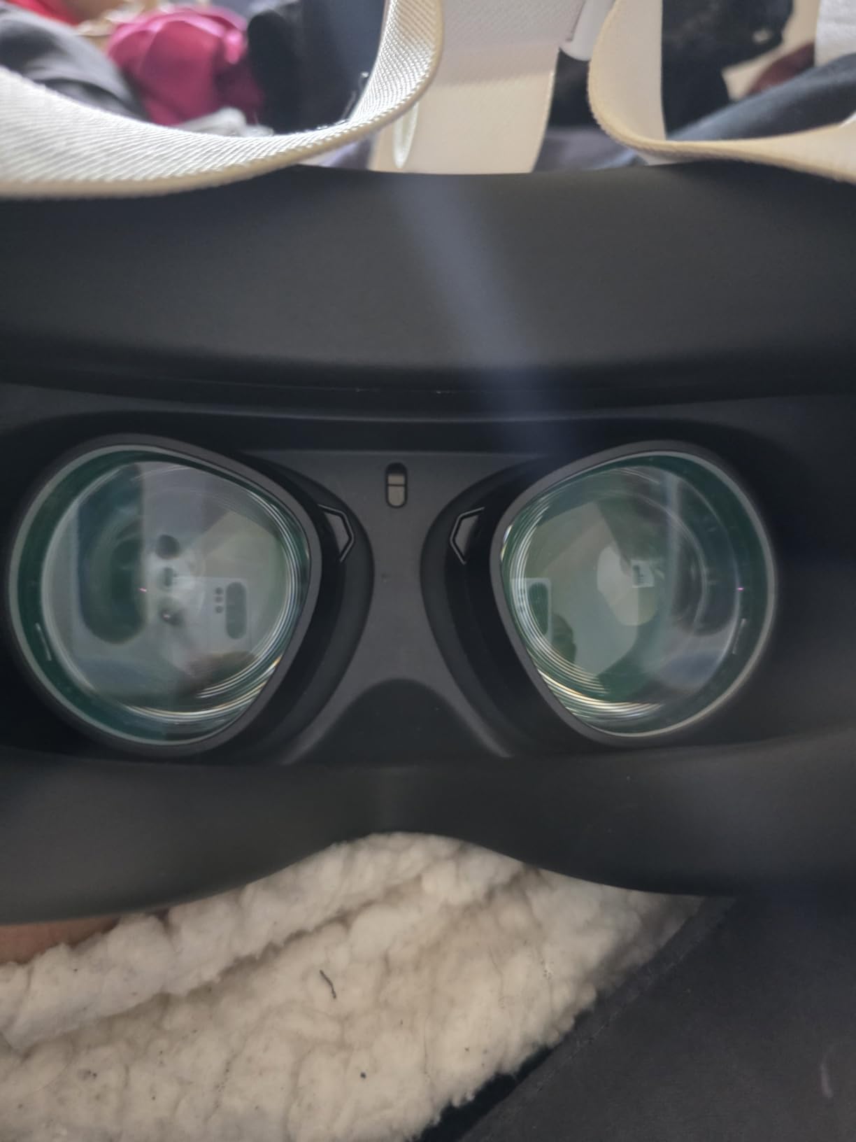 Amavasion Glasses Lenses Insert Compatible with Quest2, VR Headset Customized Easy-to-Install Frame Plus Lens Combination (SPH:-3.00(Two Lenses)) customer photo 1