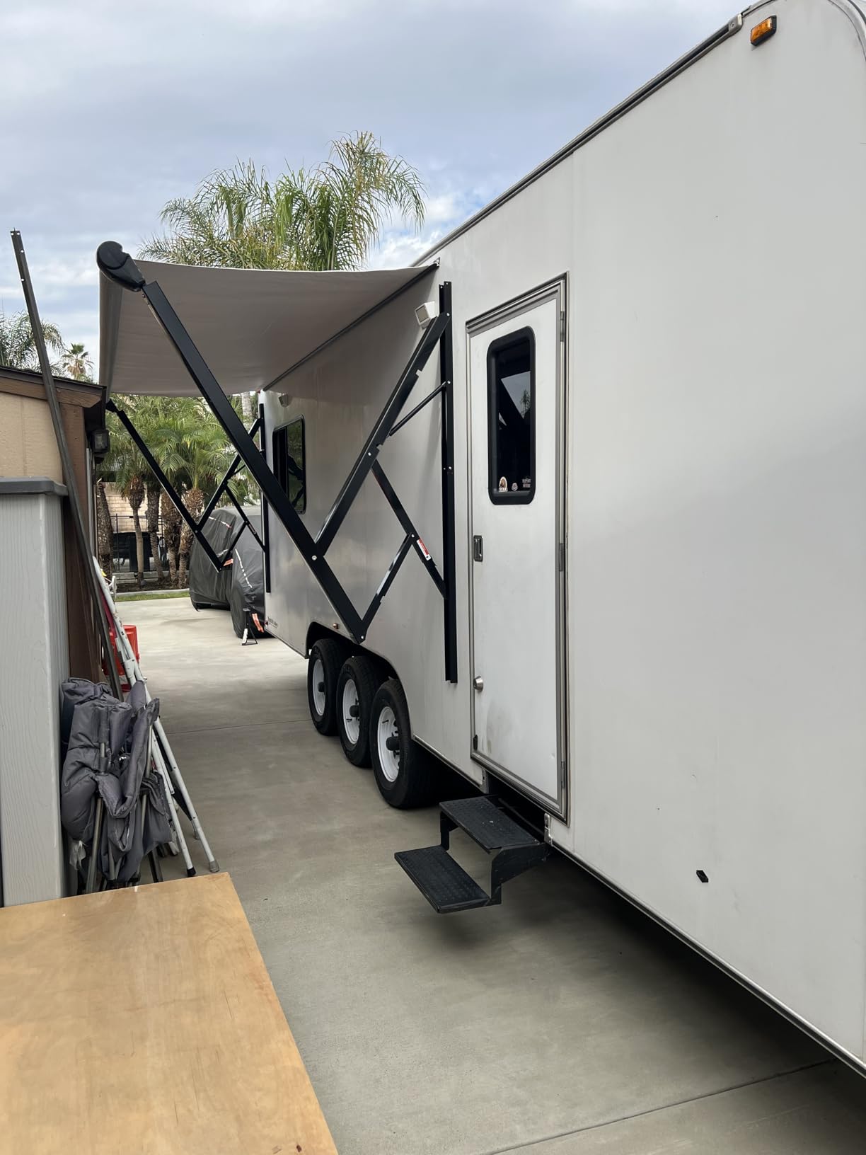 Black Electric Power RV Awning Frame and Fabric Assemblies Full Set for RV,5th Wheel,Travel Trailers,Toy Haulers,and Motorhome RV Trailer Awning for Home or Camper (21Feet, Black Solid) customer photo 1