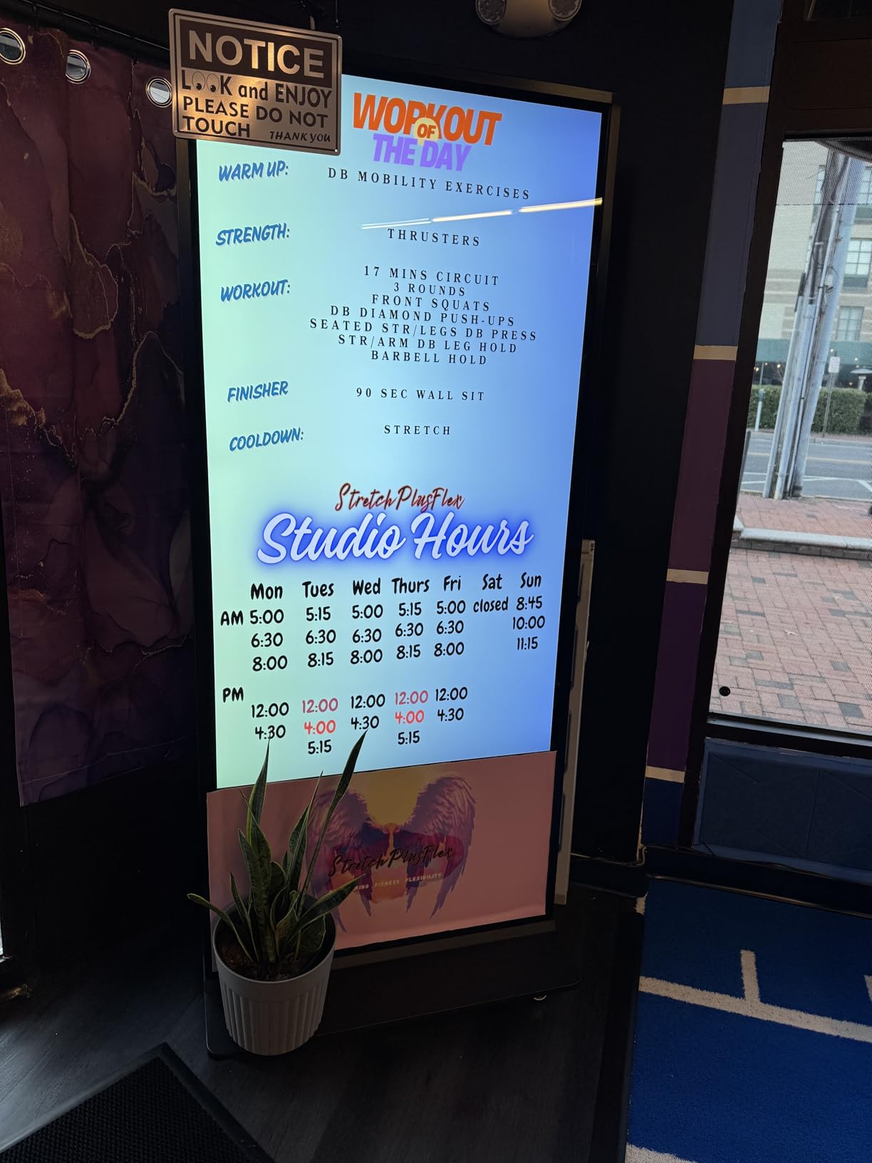 49 inch Indoor Digital Signage Touchscreen IPS Floor Standing Digital Kiosks Interactive Displays with WiFi HDMI/USB Input Auto AD Player, Android OS Black customer photo 1