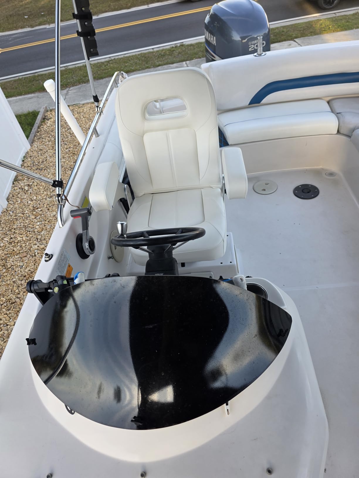 NORTHCAPTAIN Premium Reclining Pontoon Low Back Captain's Chair Boat Bucket Seat with Removable Armrest, White customer photo 1