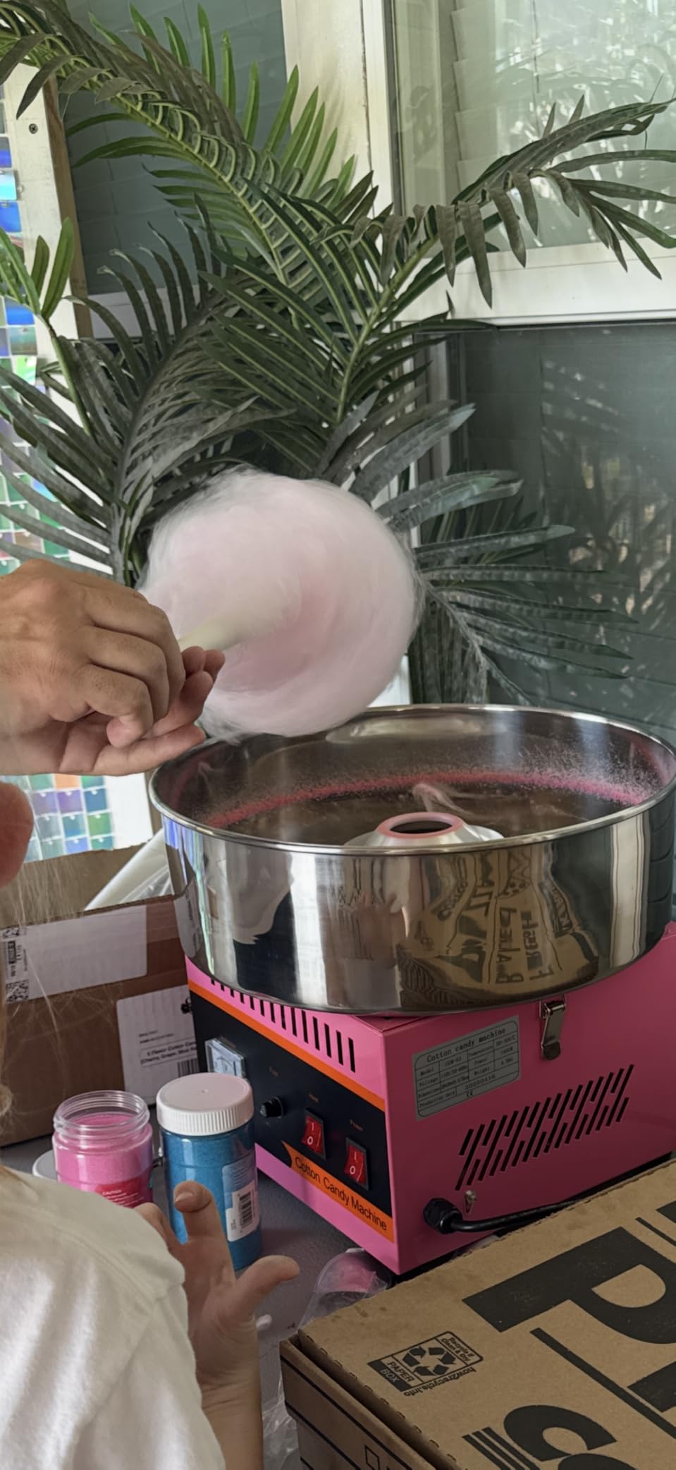 Commercial Cotton Candy Machine,110V 1000W Cotton Candy Maker, Candy Floss Maker,Making marshmallows,with Stainless Steel Bowl, Sugar Scoop,Anti-Rust Coating, for Family Party, Kids Birthday customer photo 1
