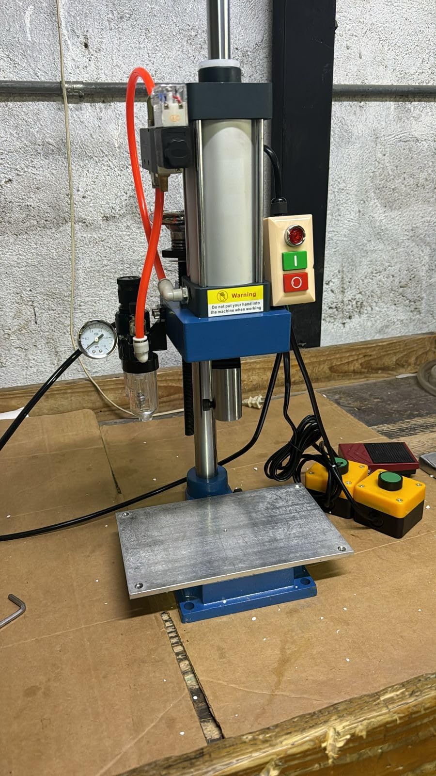 110V Pneumatic Punch Press Machine 440Lb/200KG Desktop Pneumatic Punching Press Machine with 2 Buttons Controller customer photo 1