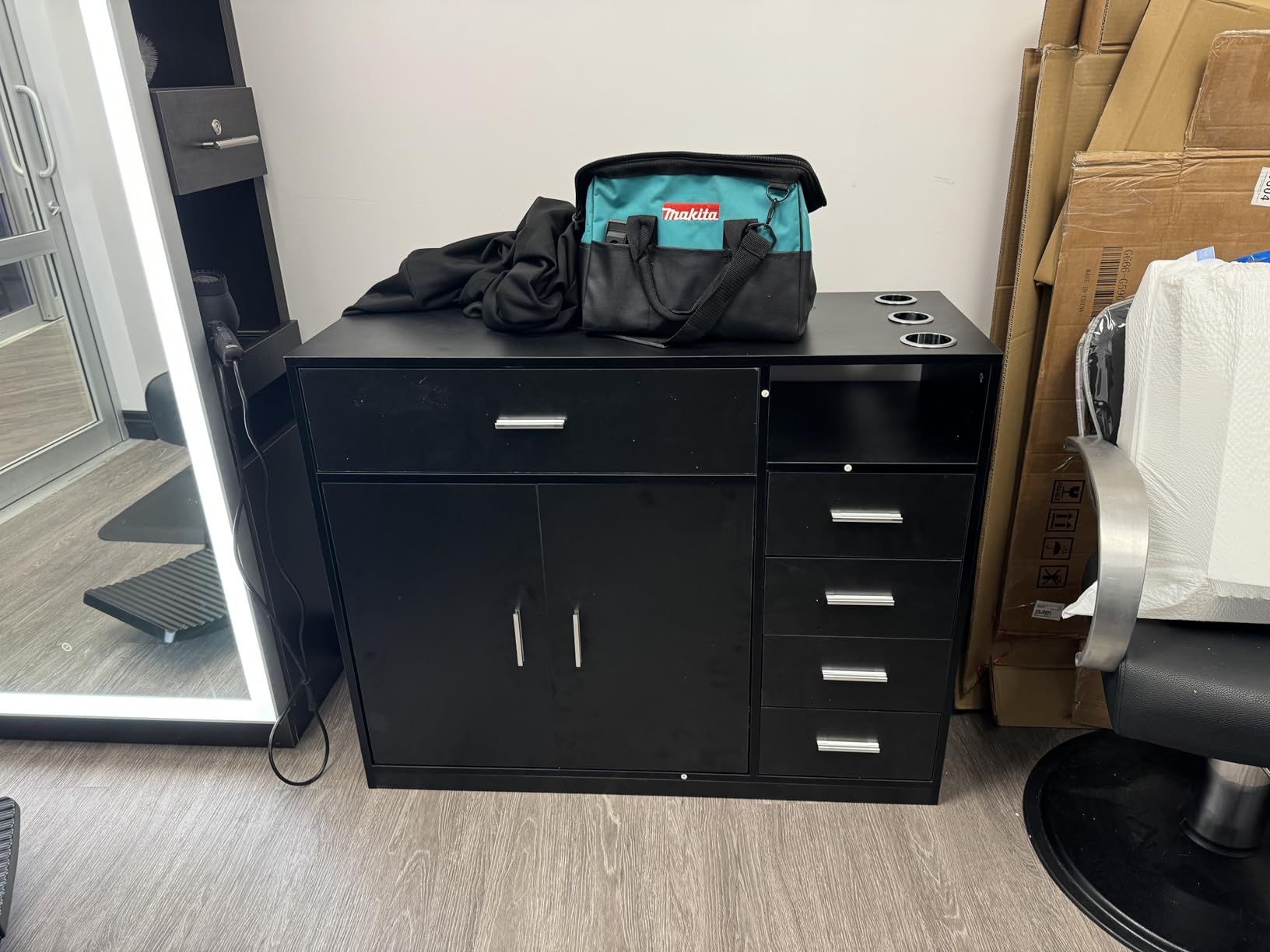 OmySalon Salon Station Free Standing Cabinet, Barber Hair Styling Stations, Beauty Spa Equipment with 5 Drawers, 1 Storage Cabinet, 3 Hair Dryer Holders, Black customer photo 2
