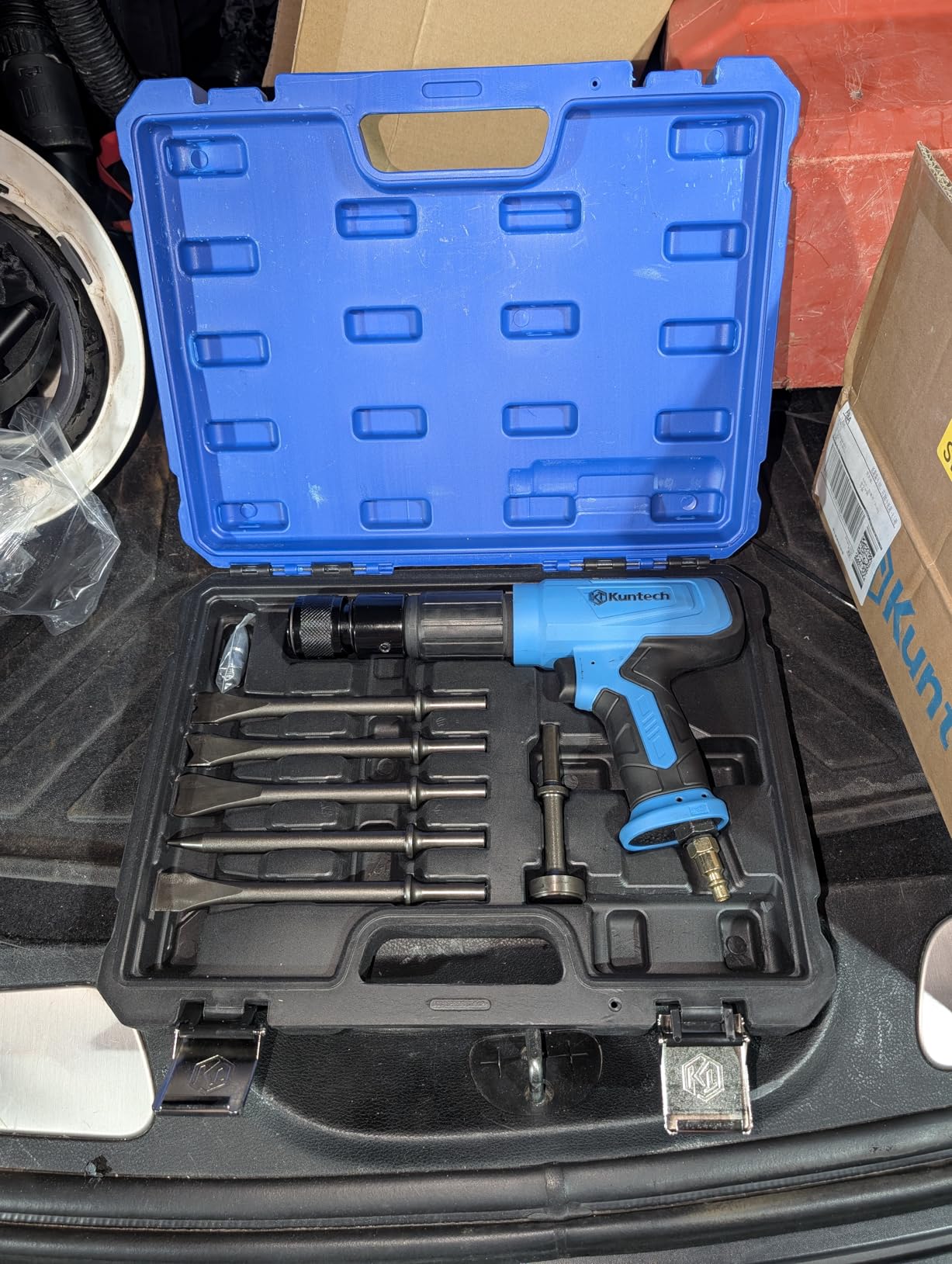 27PCS Air Hammer Kit, Pneumatic Hammers 2500 BPM, Air Hammer Piece Chisel Set with Carrying Case & Gloves customer photo 1